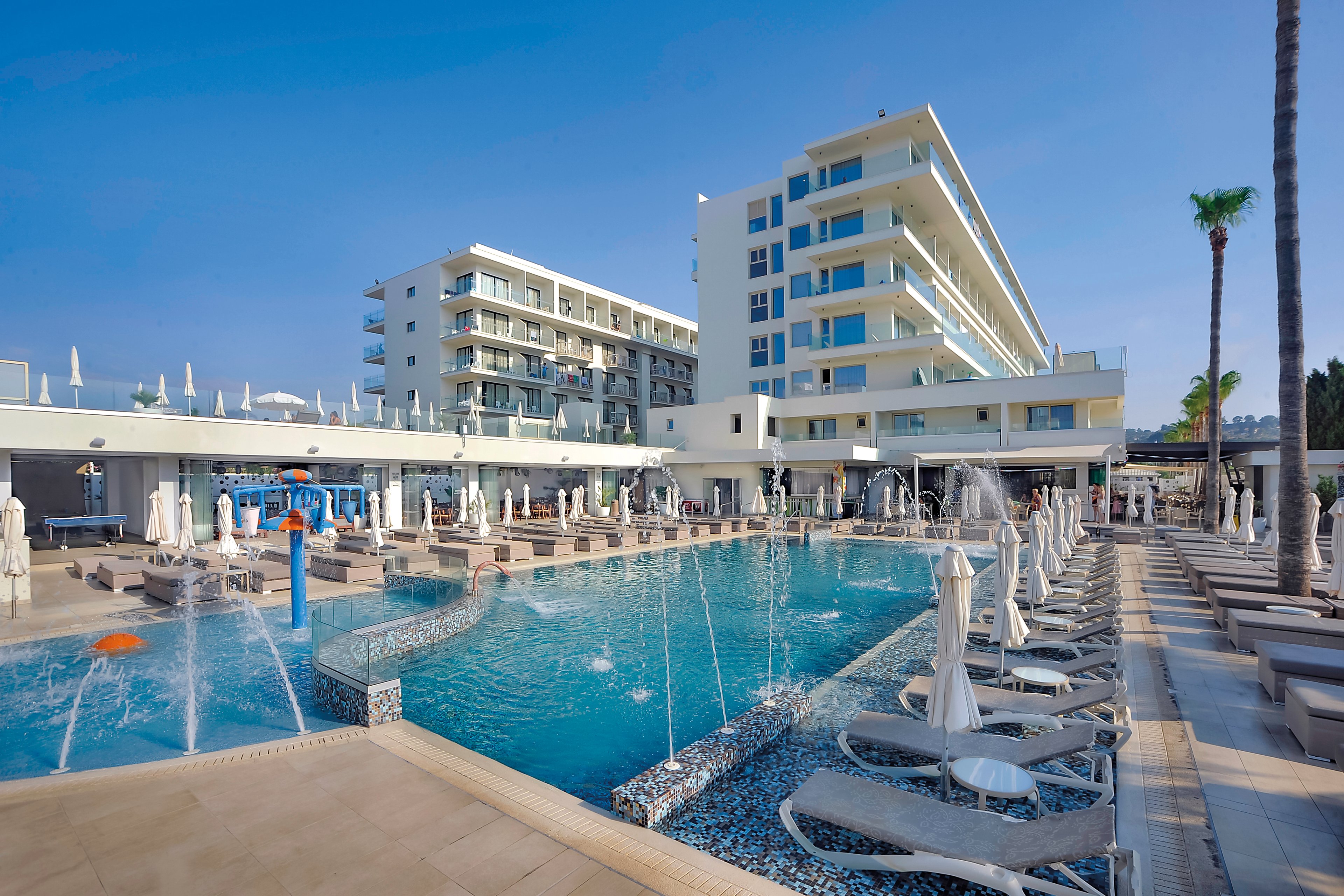 Nelia Beach Hotel & Spa