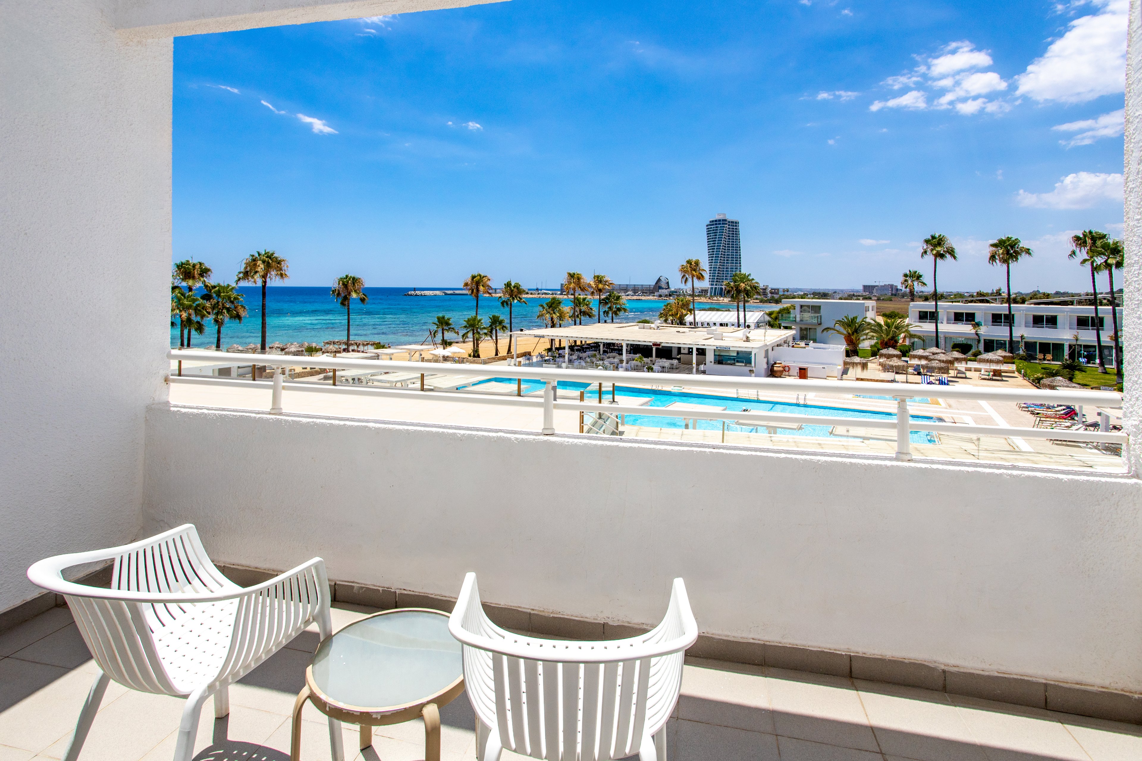 Dome Beach Hotel & Resort