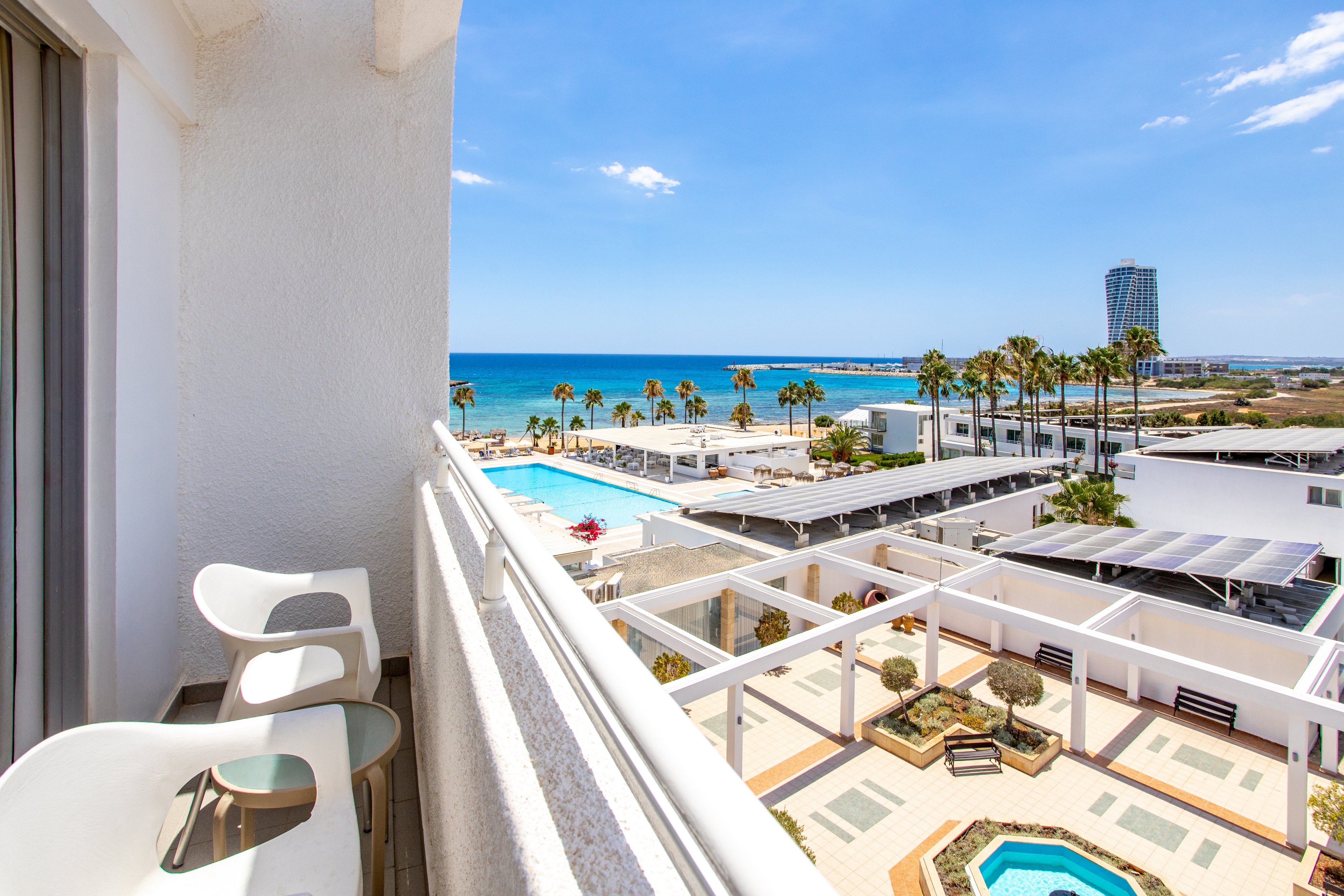 Dome Beach Hotel & Resort