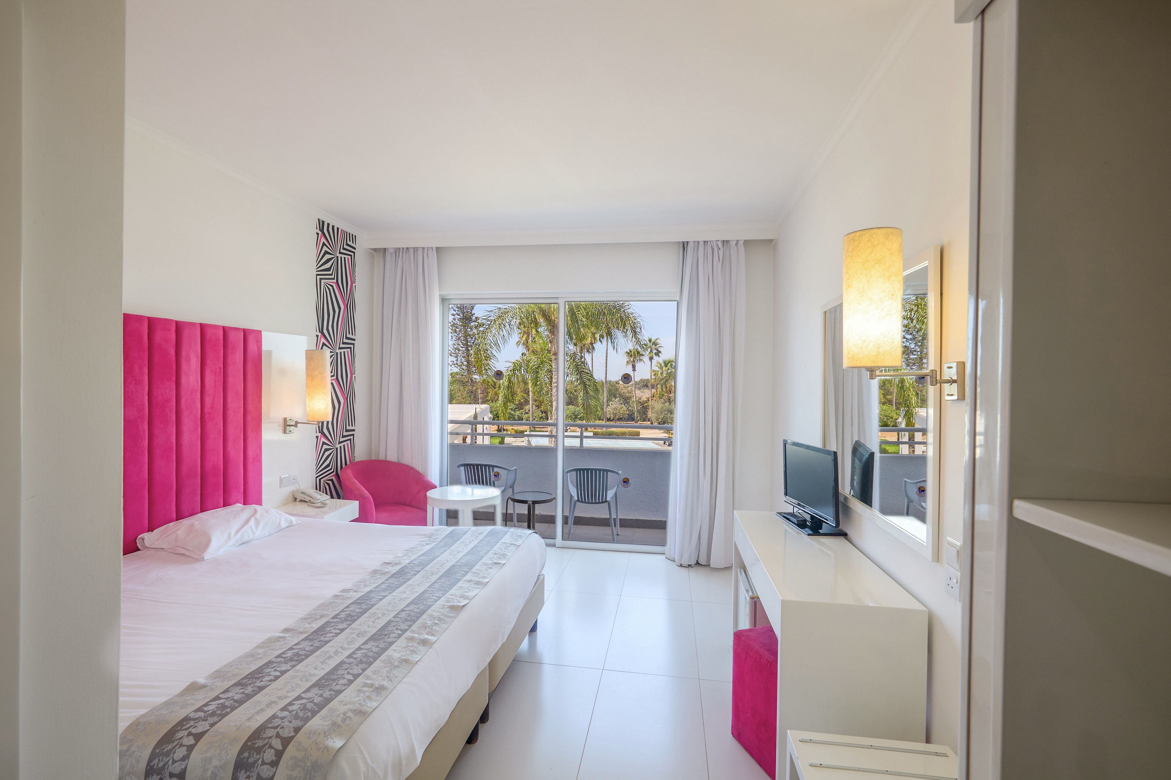 Dome Beach Hotel & Resort