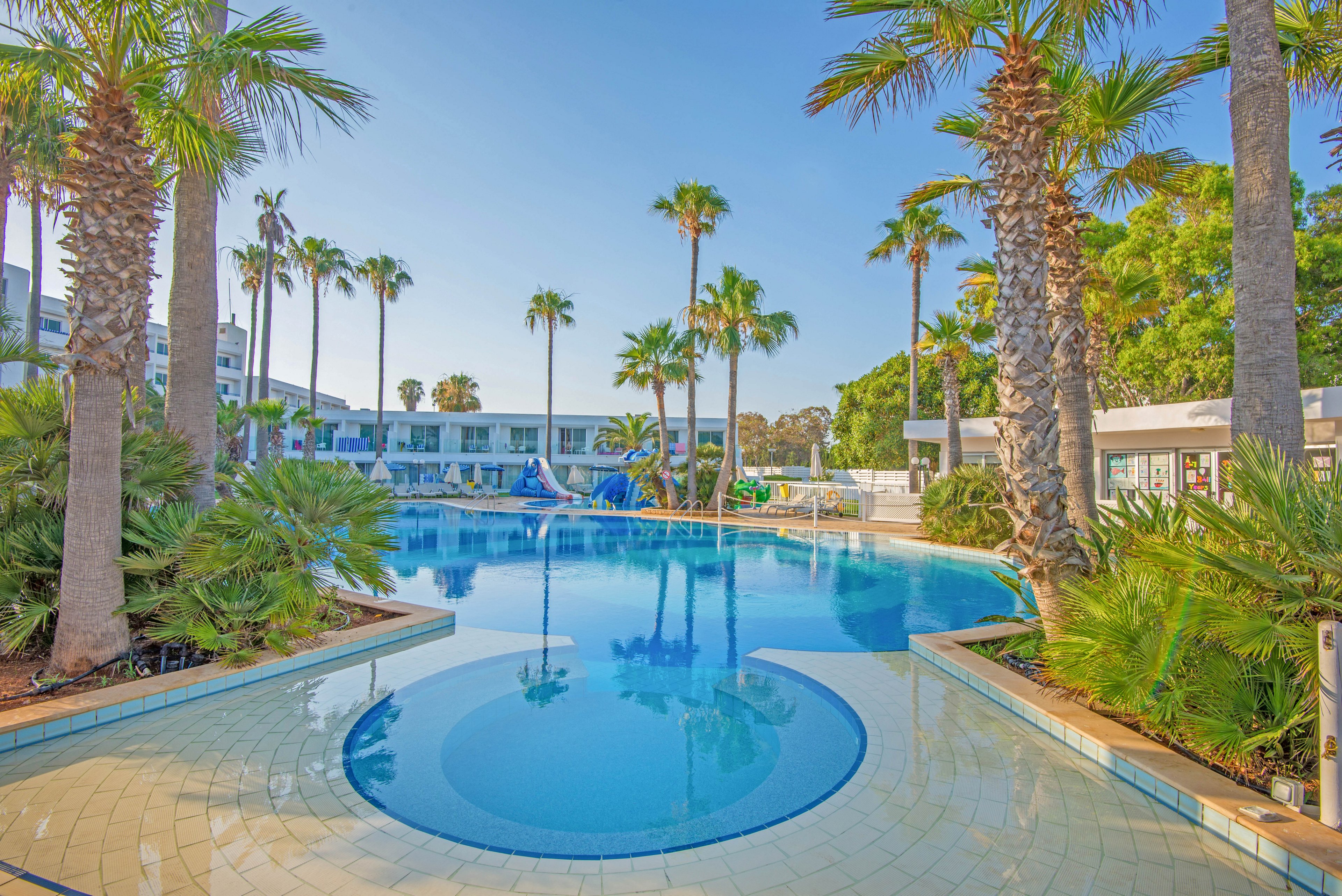 Dome Beach Hotel & Resort