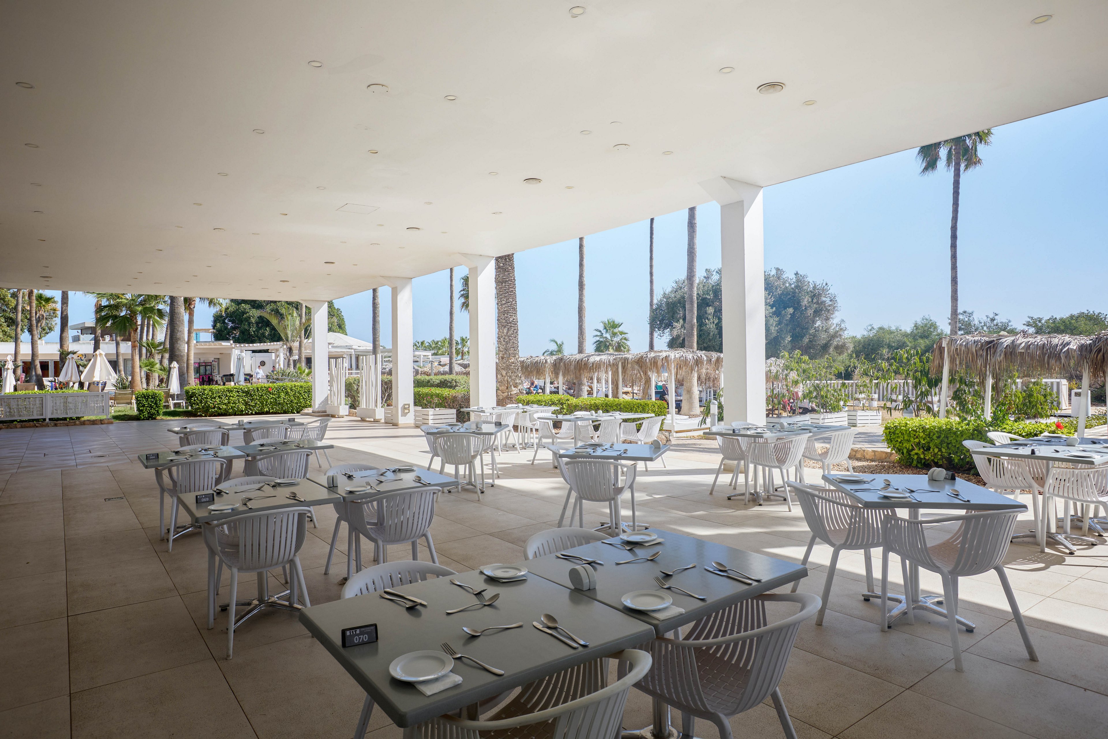 Dome Beach Hotel & Resort