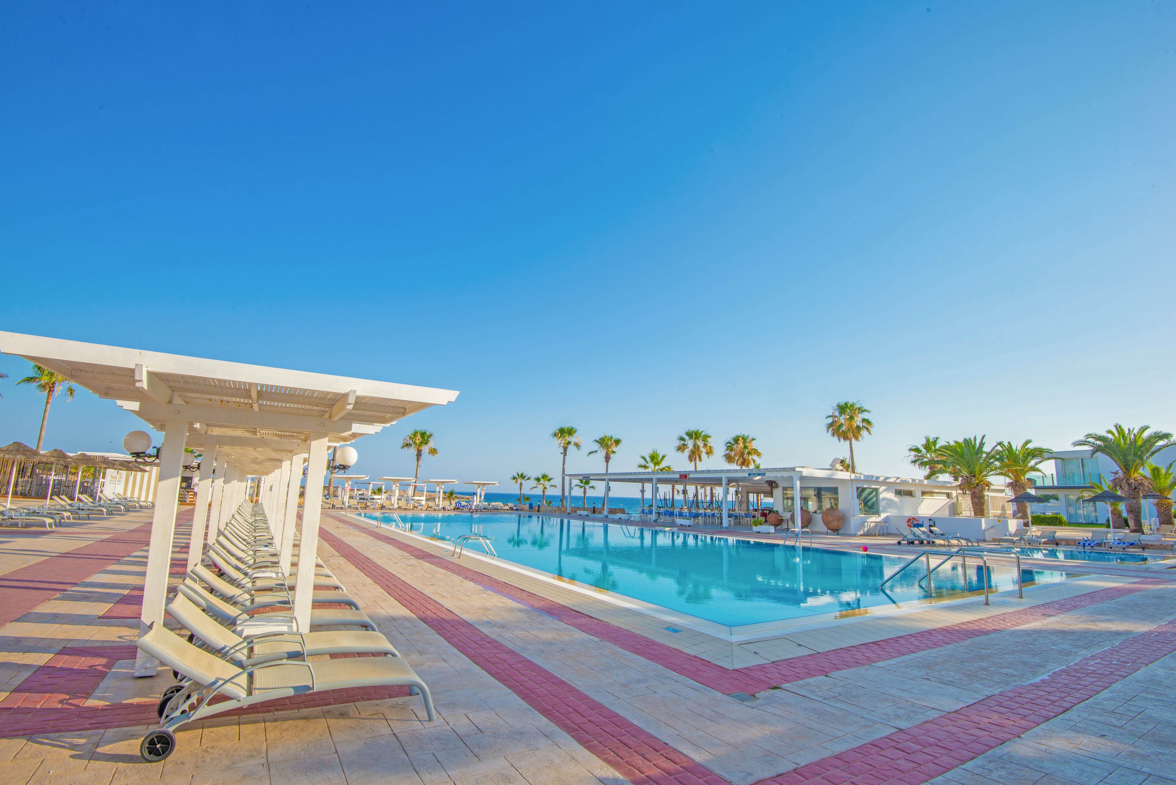 Dome Beach Hotel & Resort