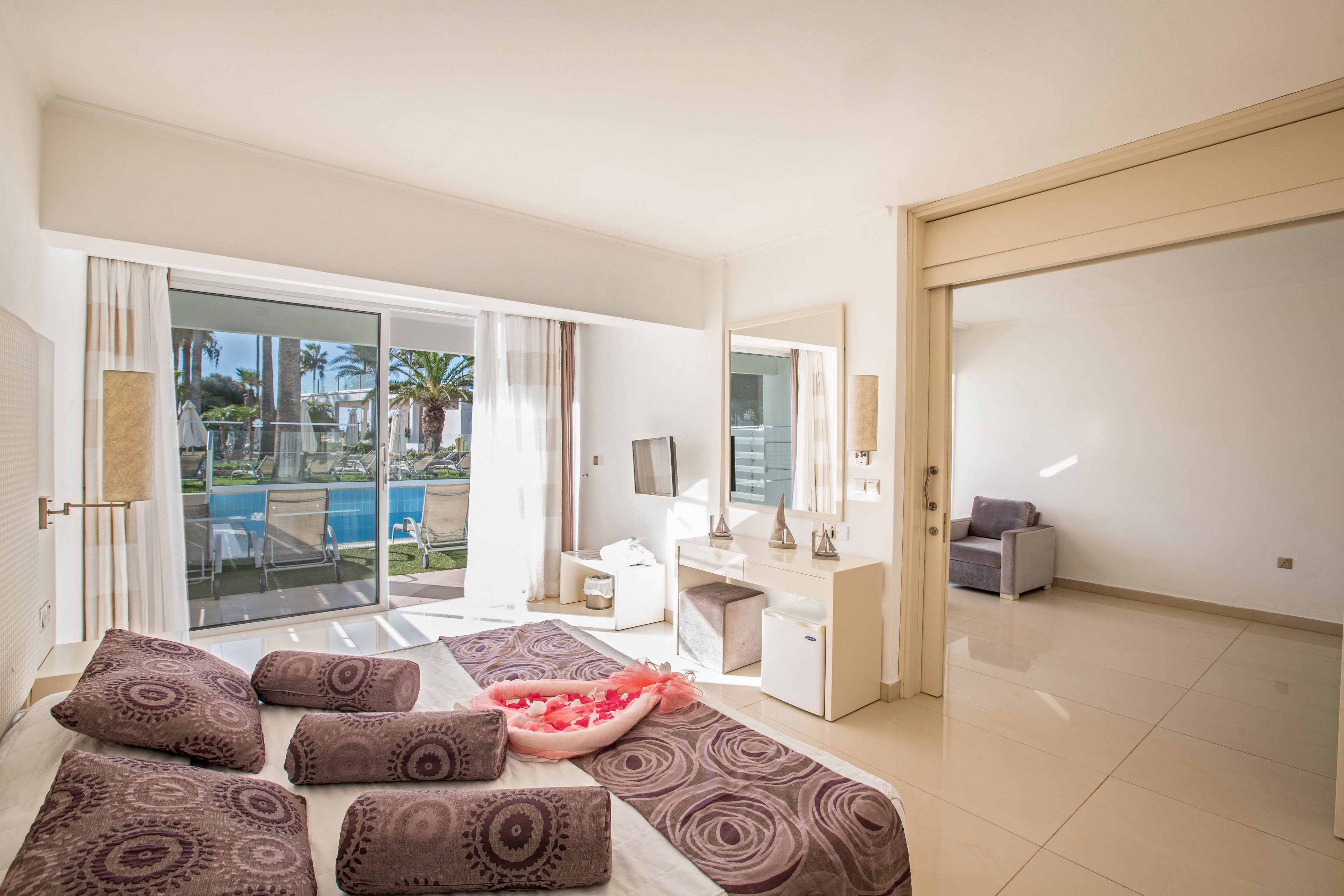 Dome Beach Hotel & Resort