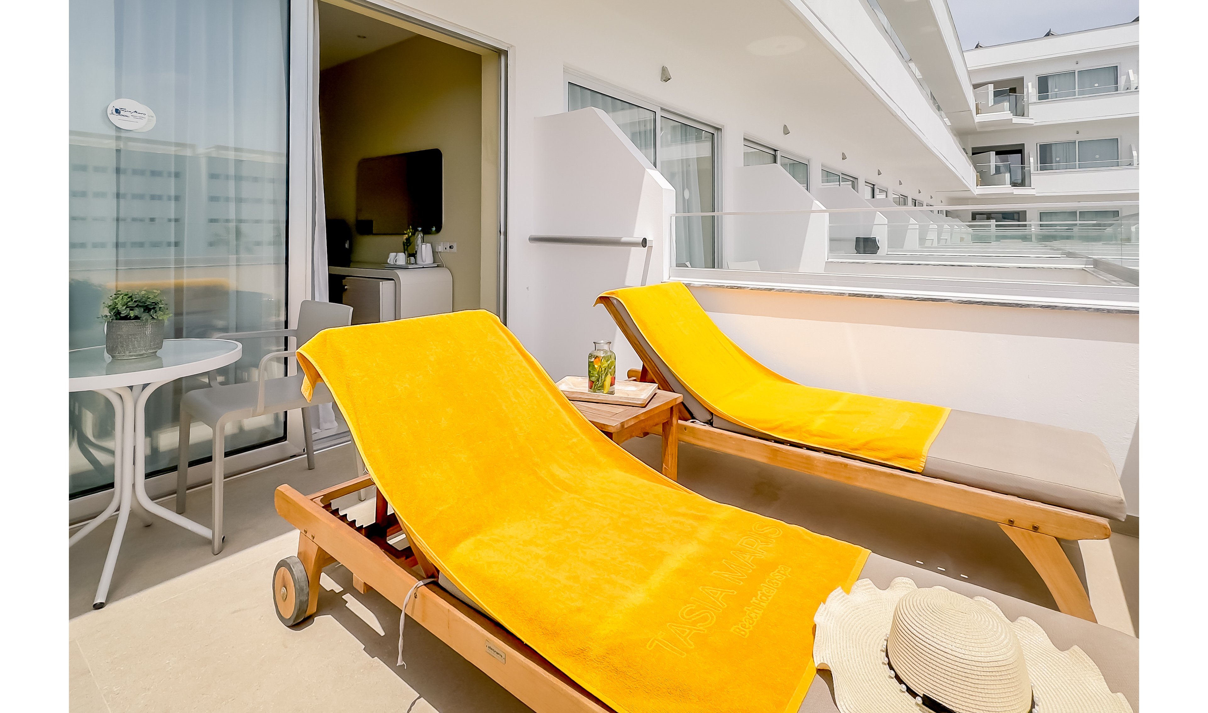 Tasia Maris Beach Hotel & Spa