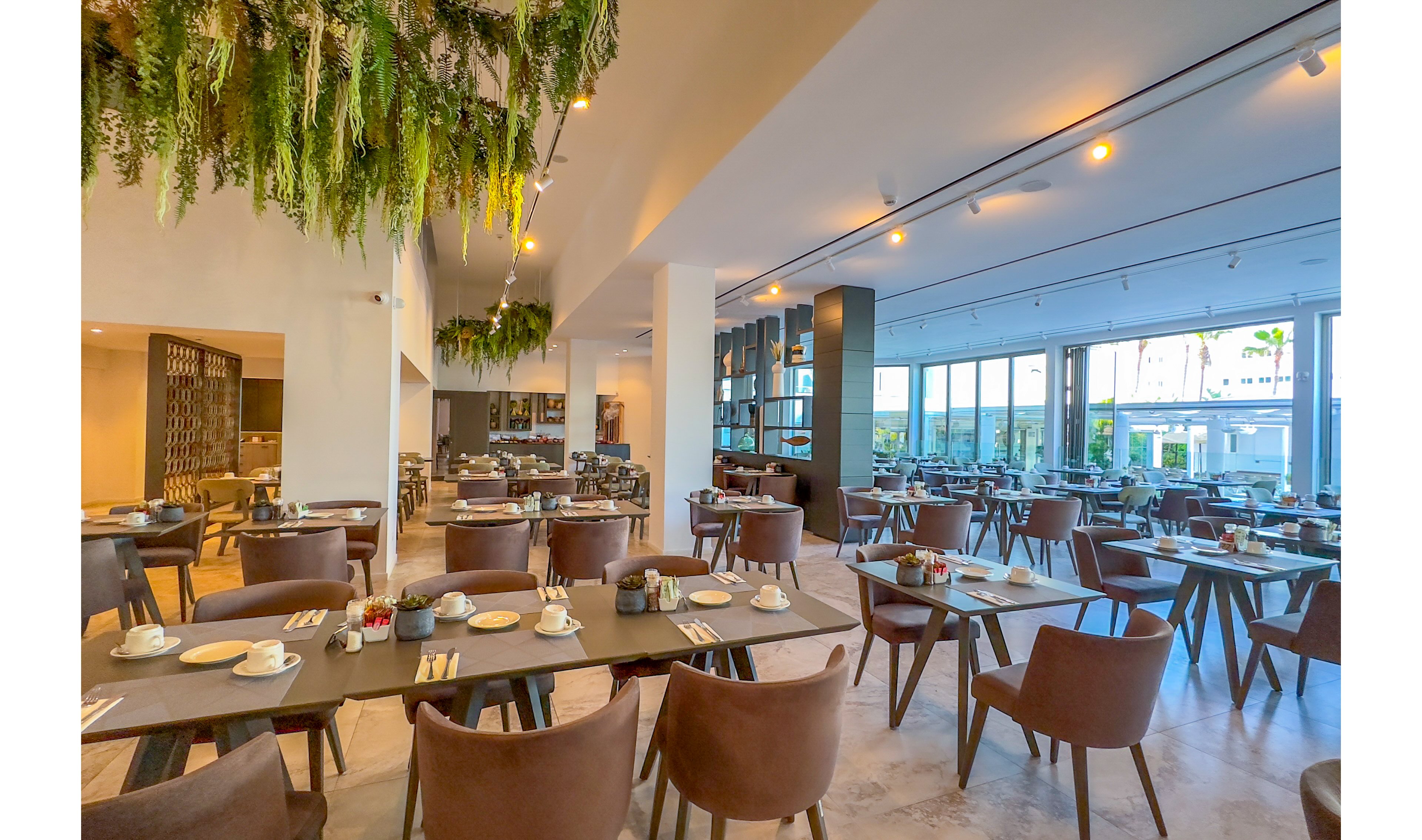 Tasia Maris Beach Hotel & Spa