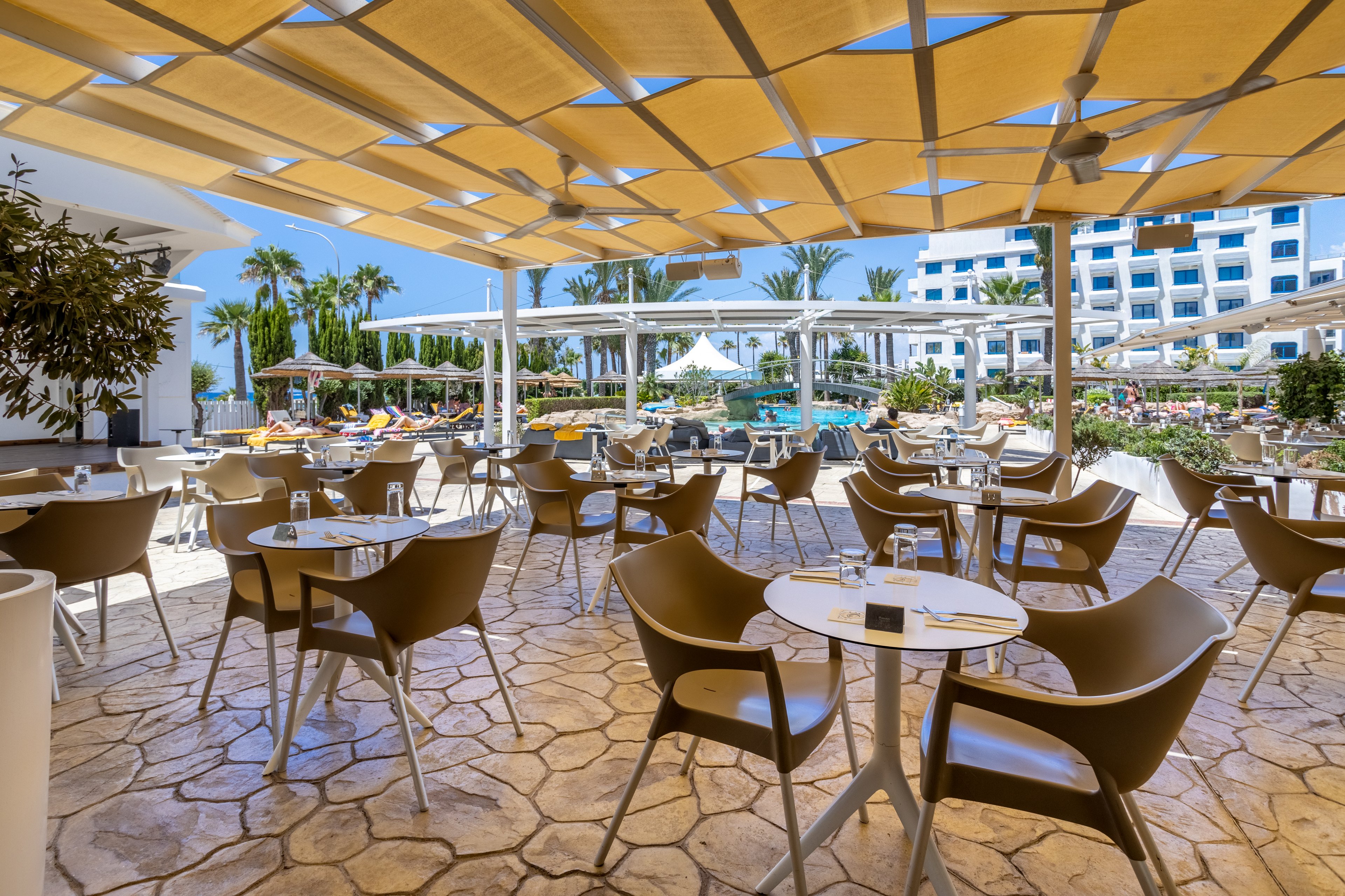 Tasia Maris Beach Hotel & Spa