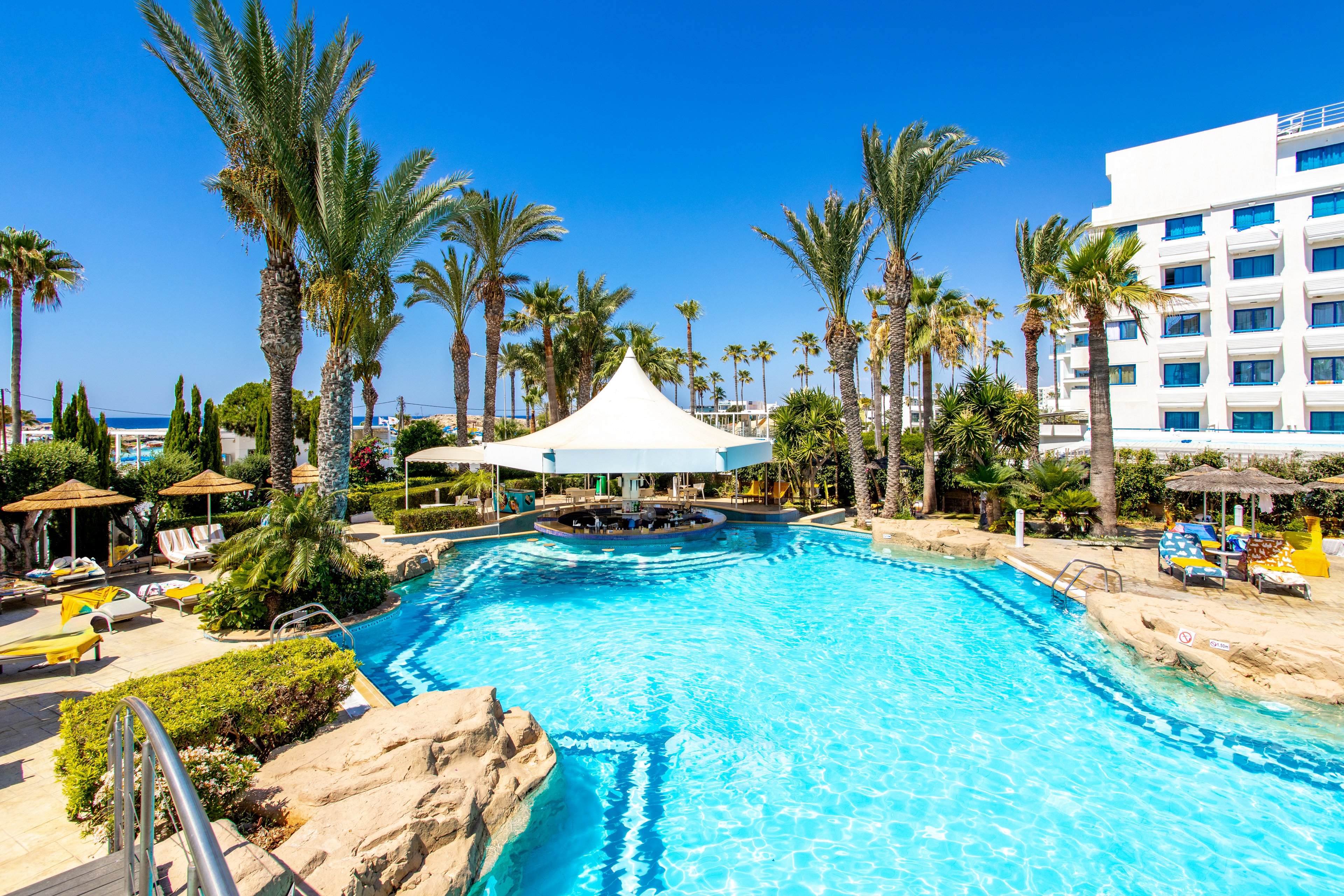 Tasia Maris Beach Hotel & Spa