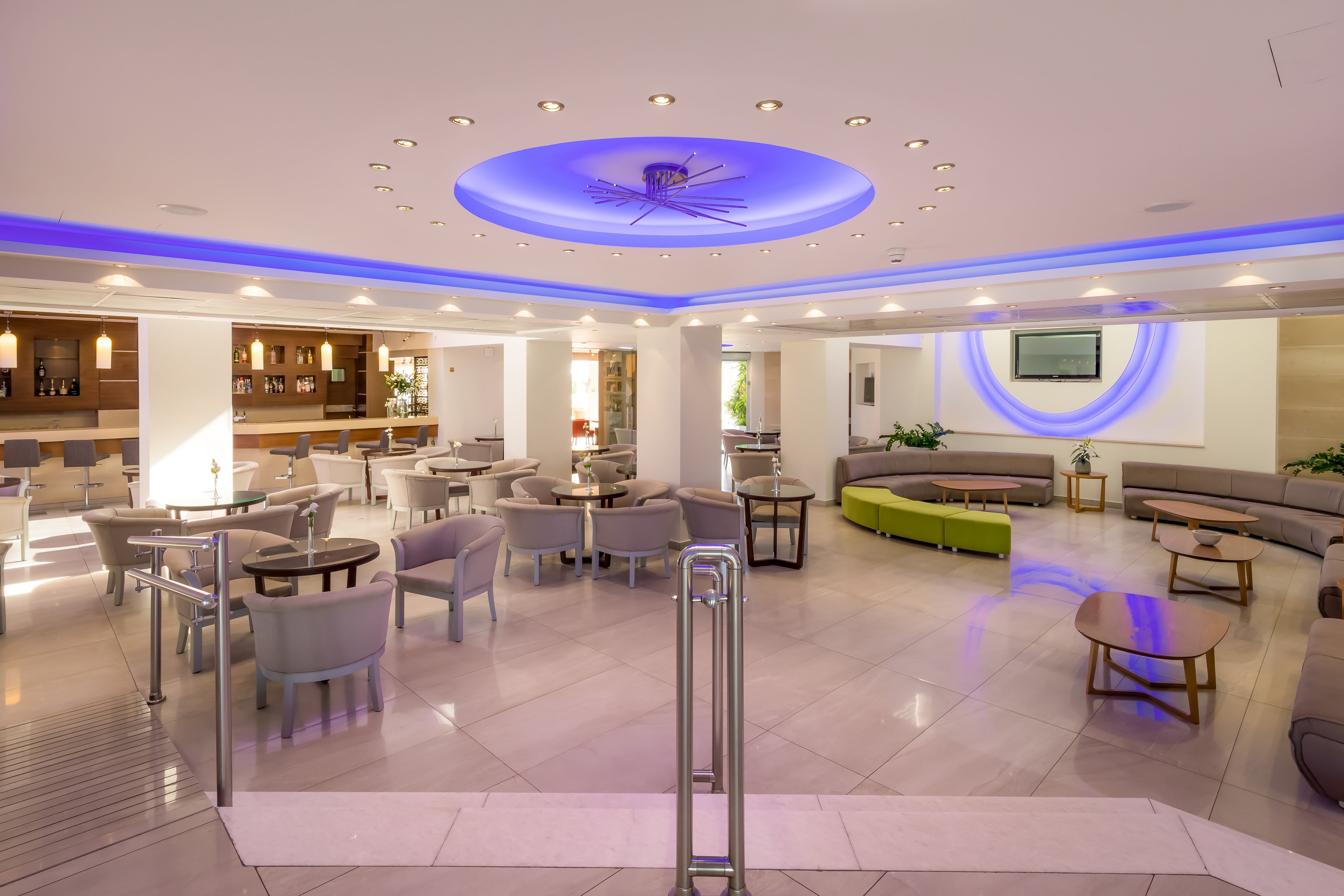 Tasia Maris Beach Hotel & Spa