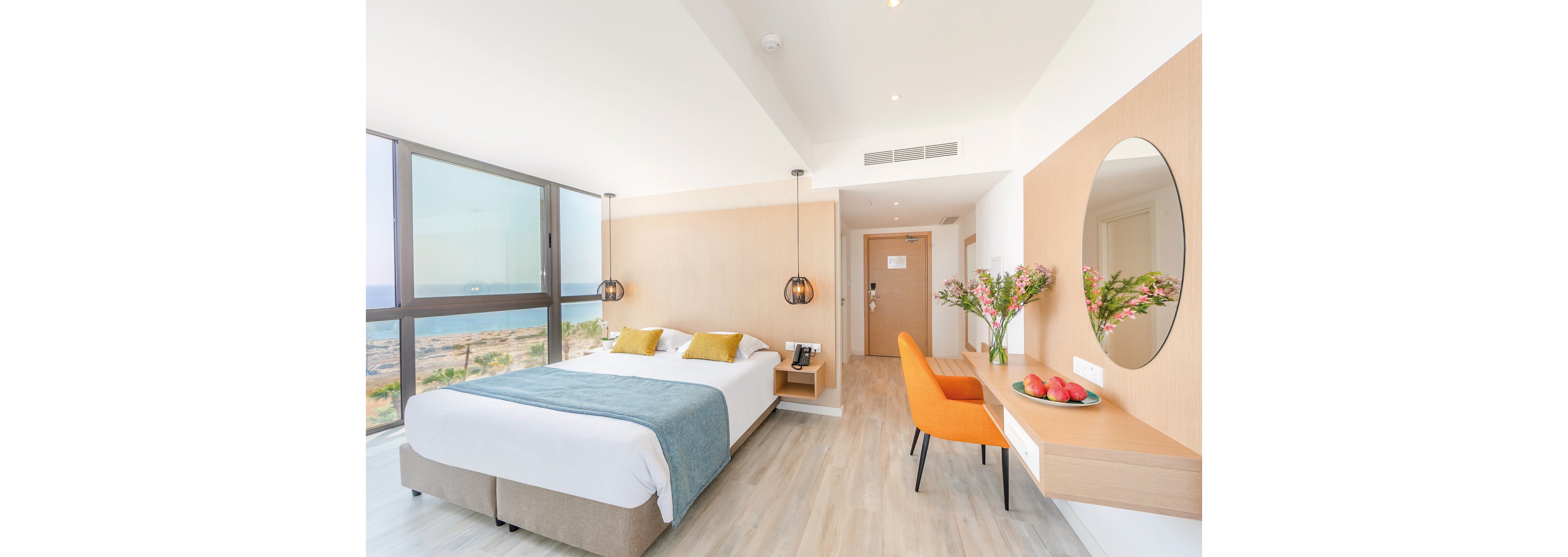 Leonardo Crystal Cove