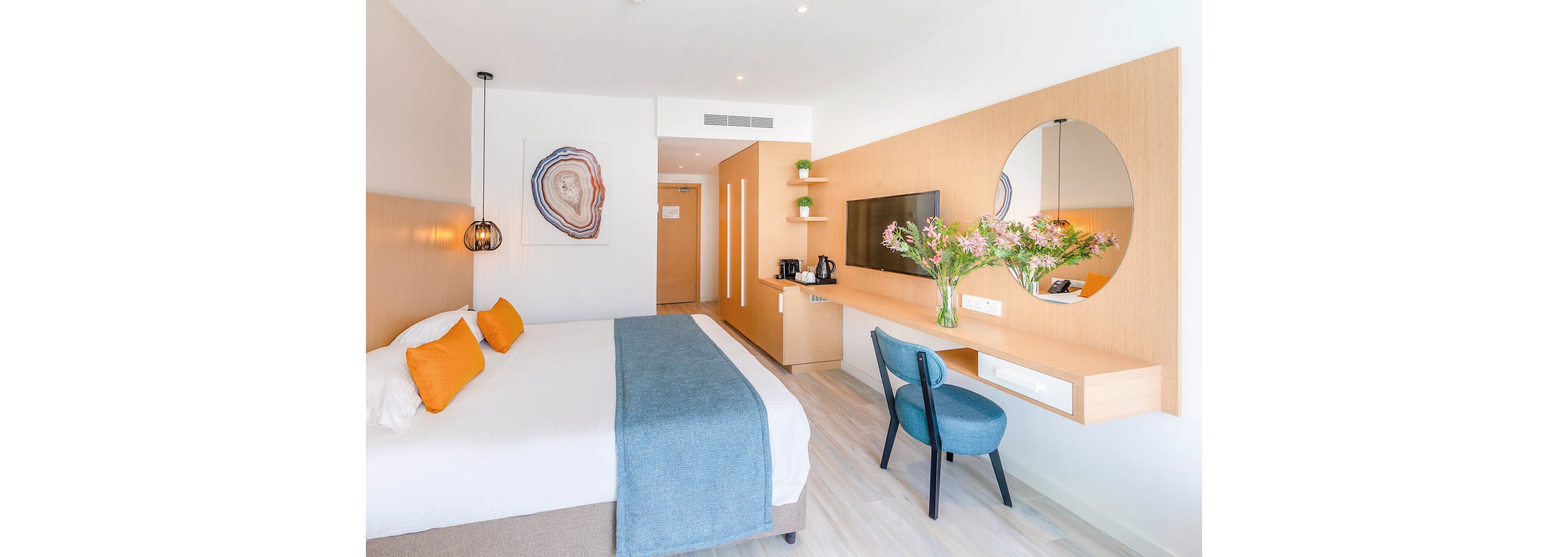 Leonardo Crystal Cove