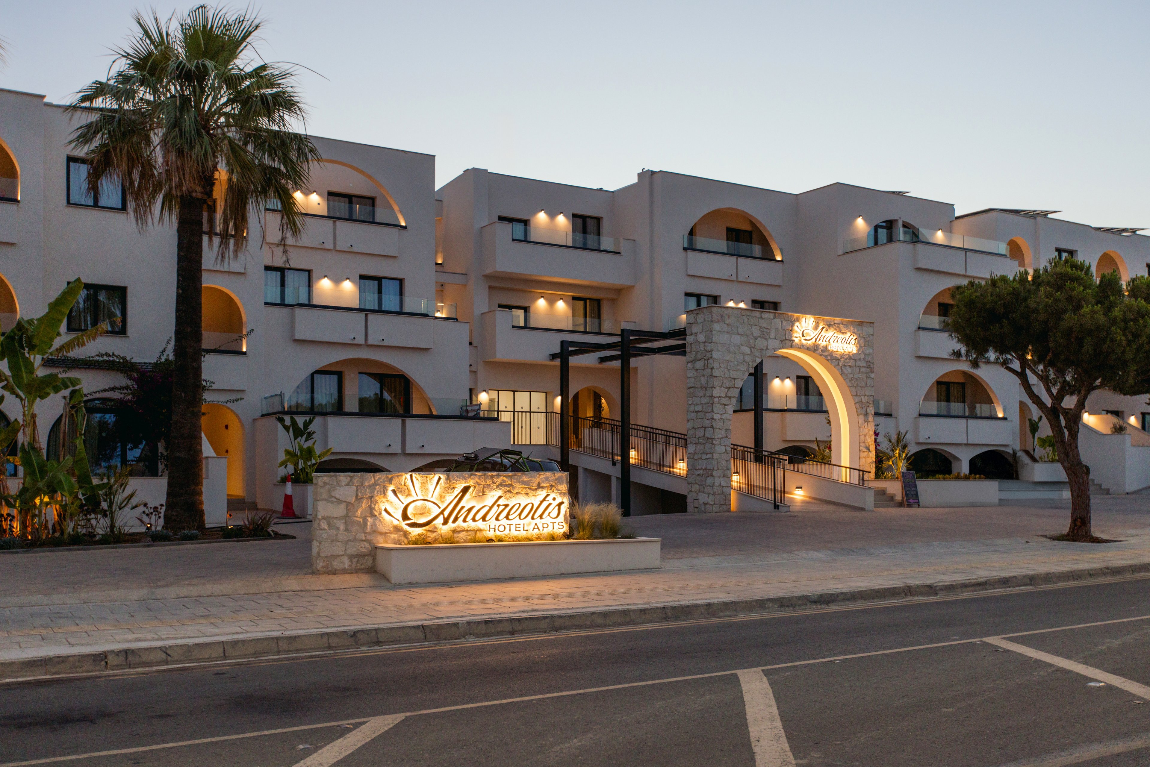 Andreotis Hotel & Apartments