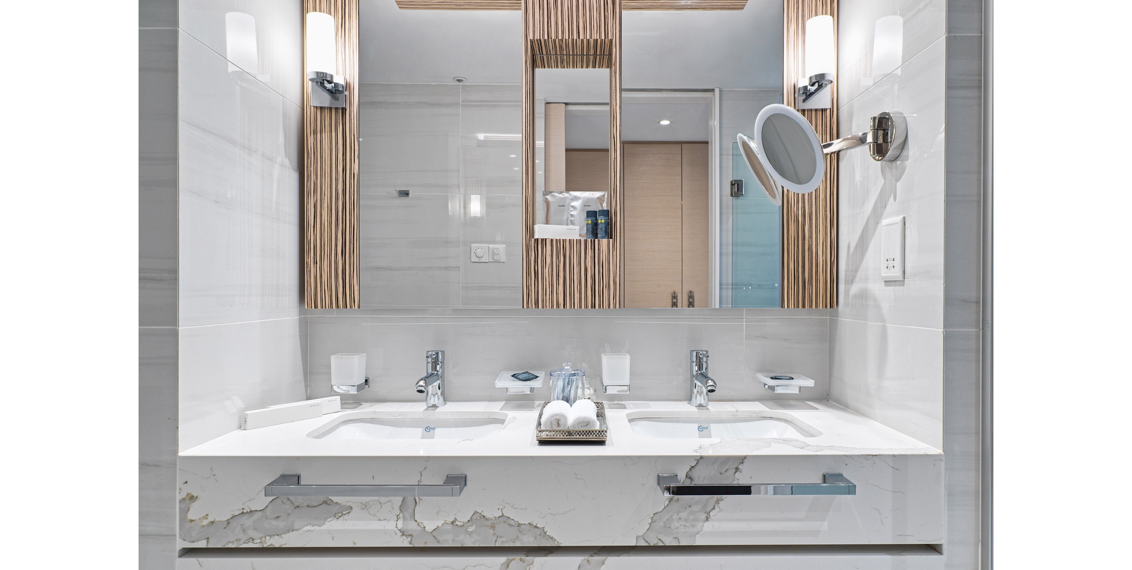 Amanti - MadeForTwo Hotels