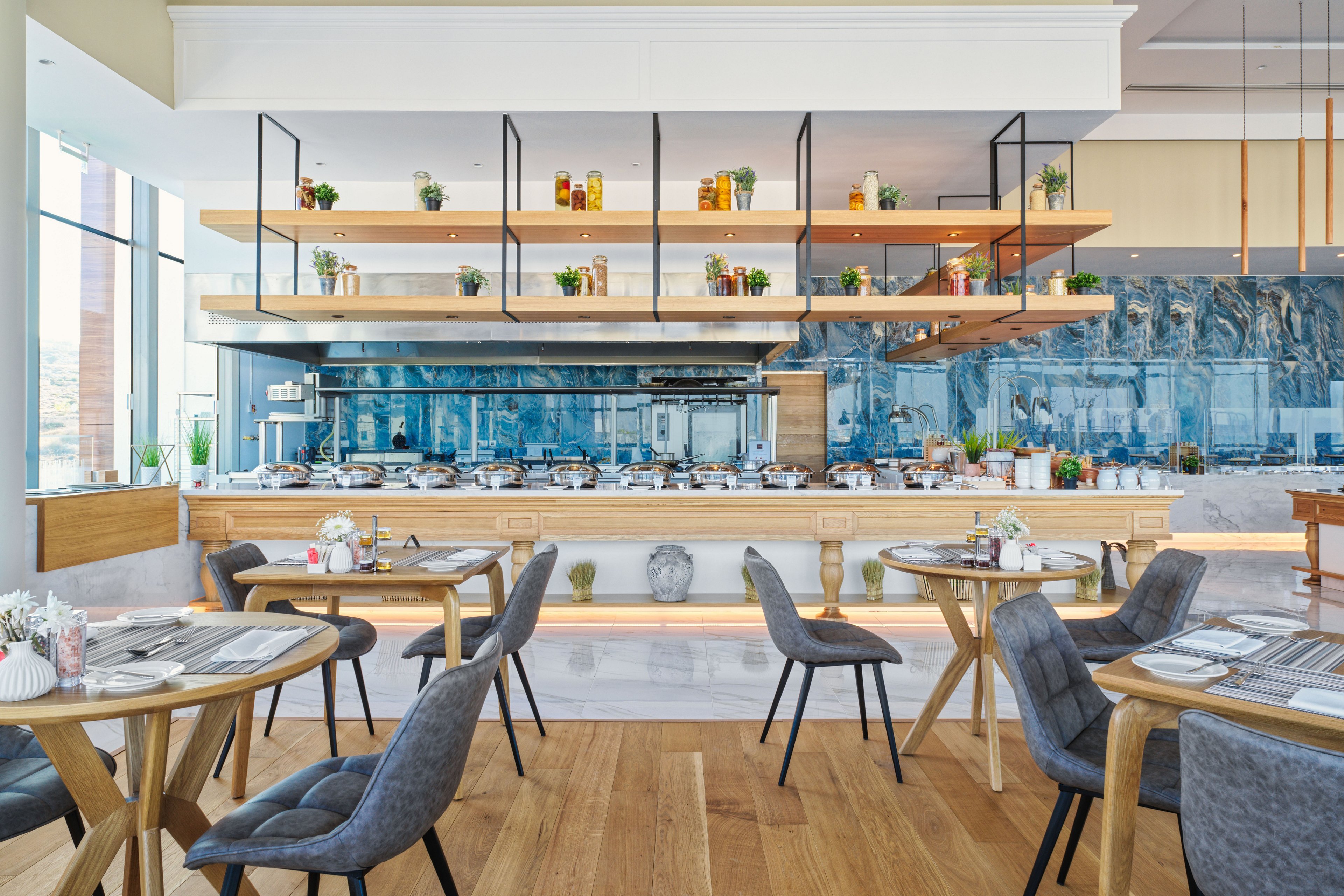 Amanti - MadeForTwo Hotels