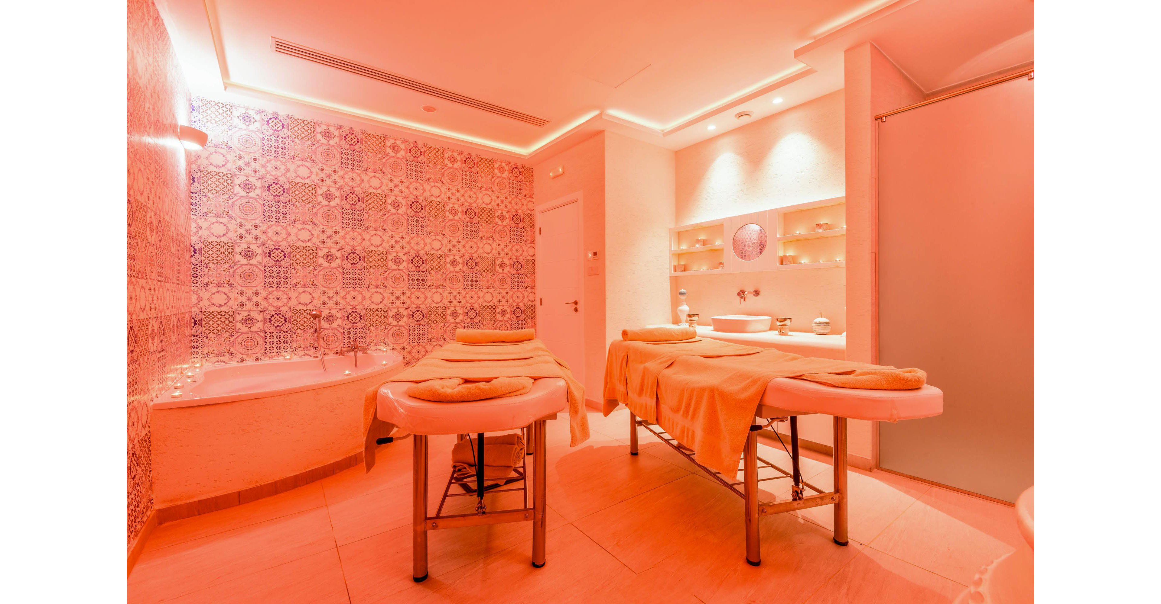 Melpo Antia Luxury Apartments & Suites