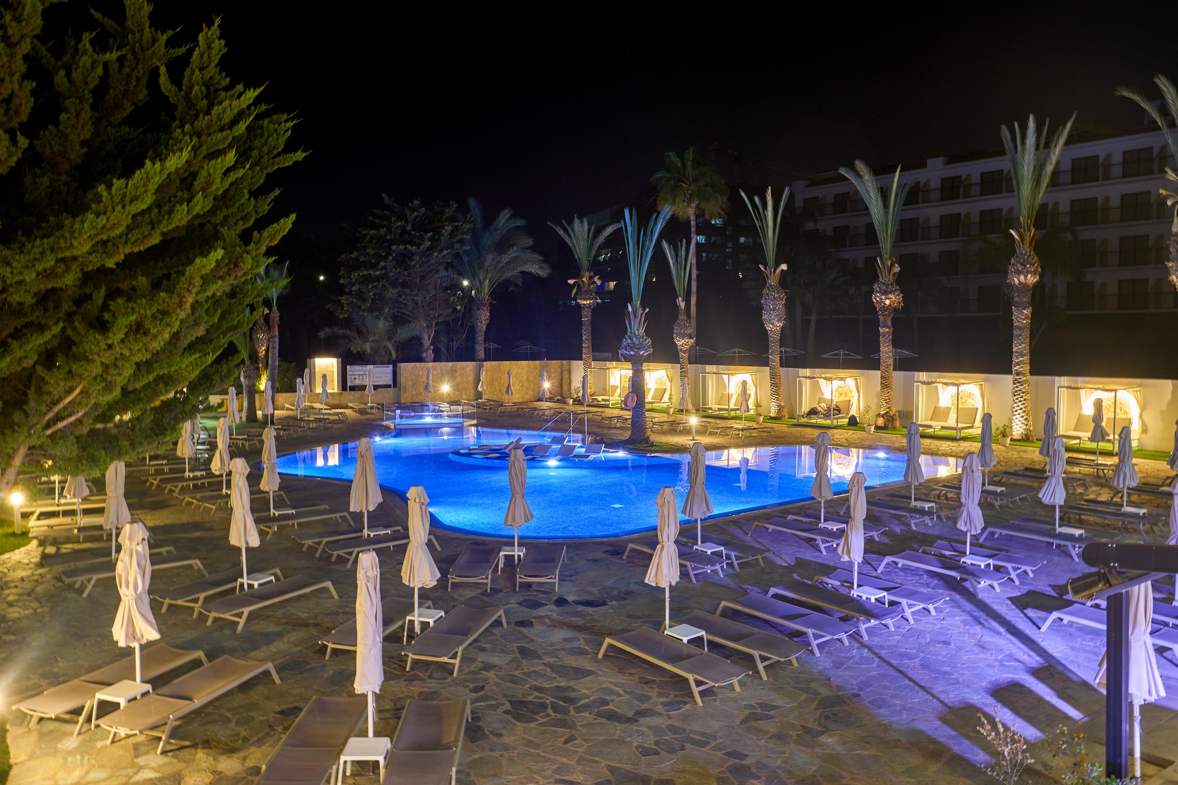 Bohemian Gardens Hotel