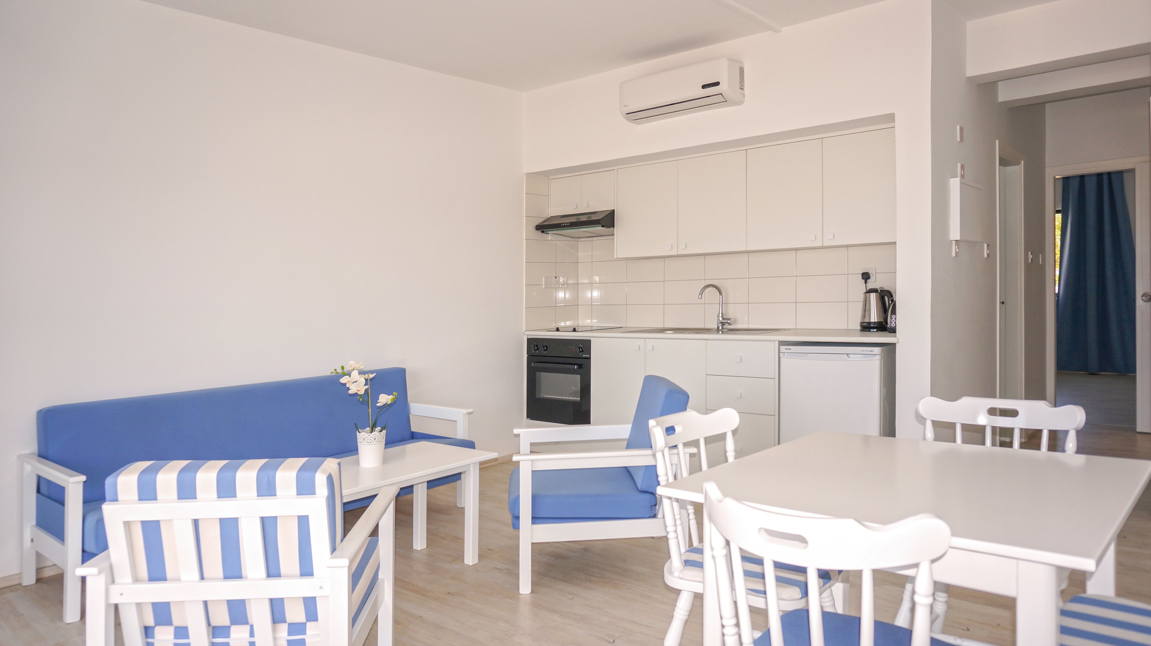 Liquid Hotel Apartments