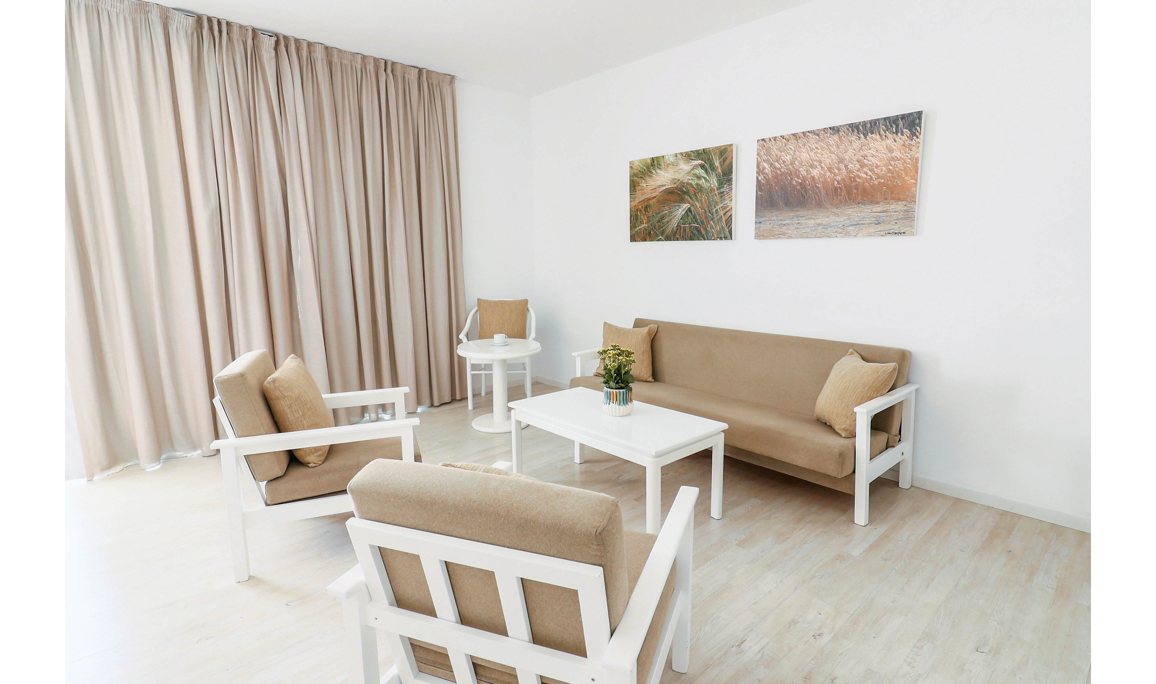 Liquid Hotel Apartments
