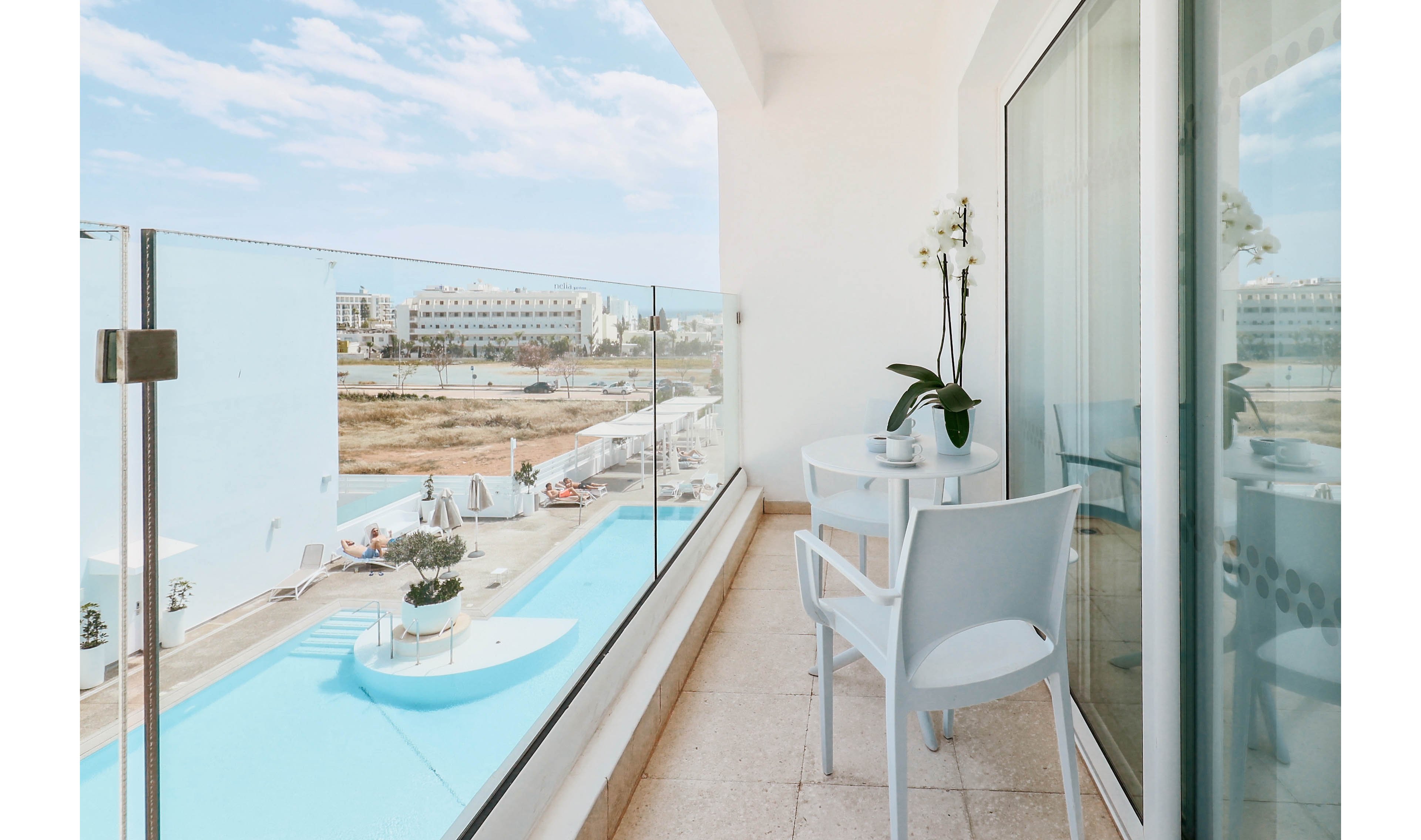 Liquid Hotel Apartments