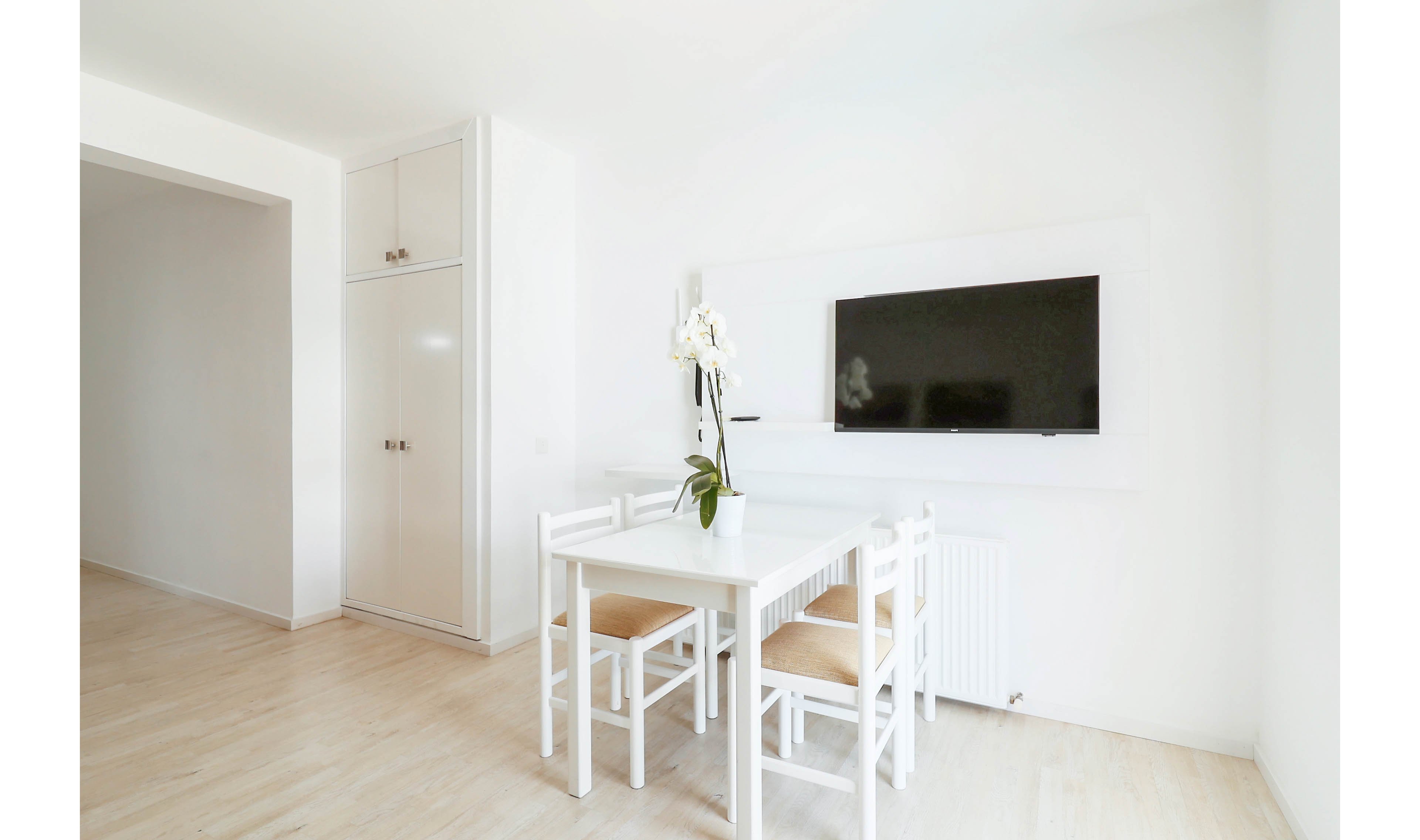 Liquid Hotel Apartments