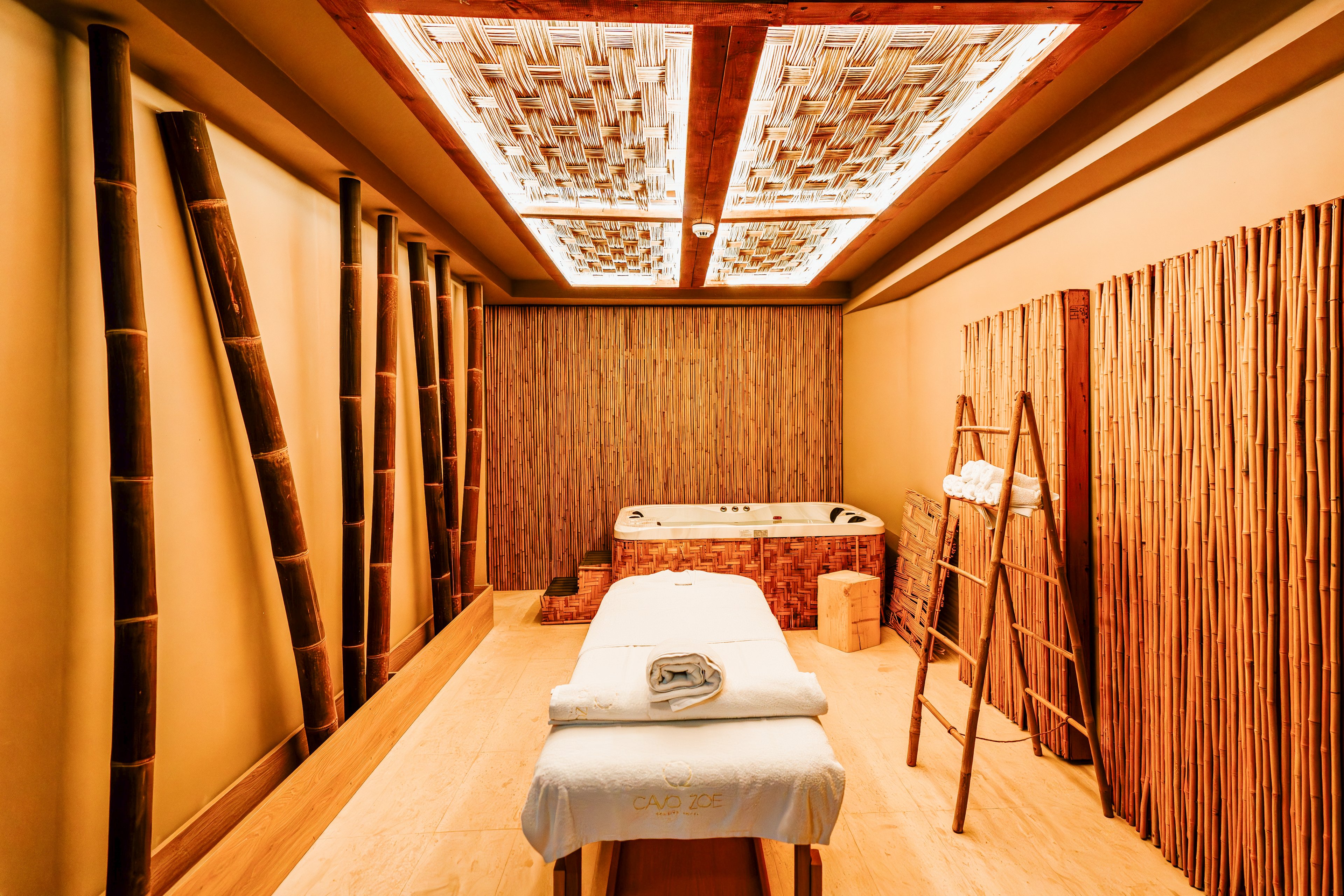 Cavo Zoe Seaside Hotel