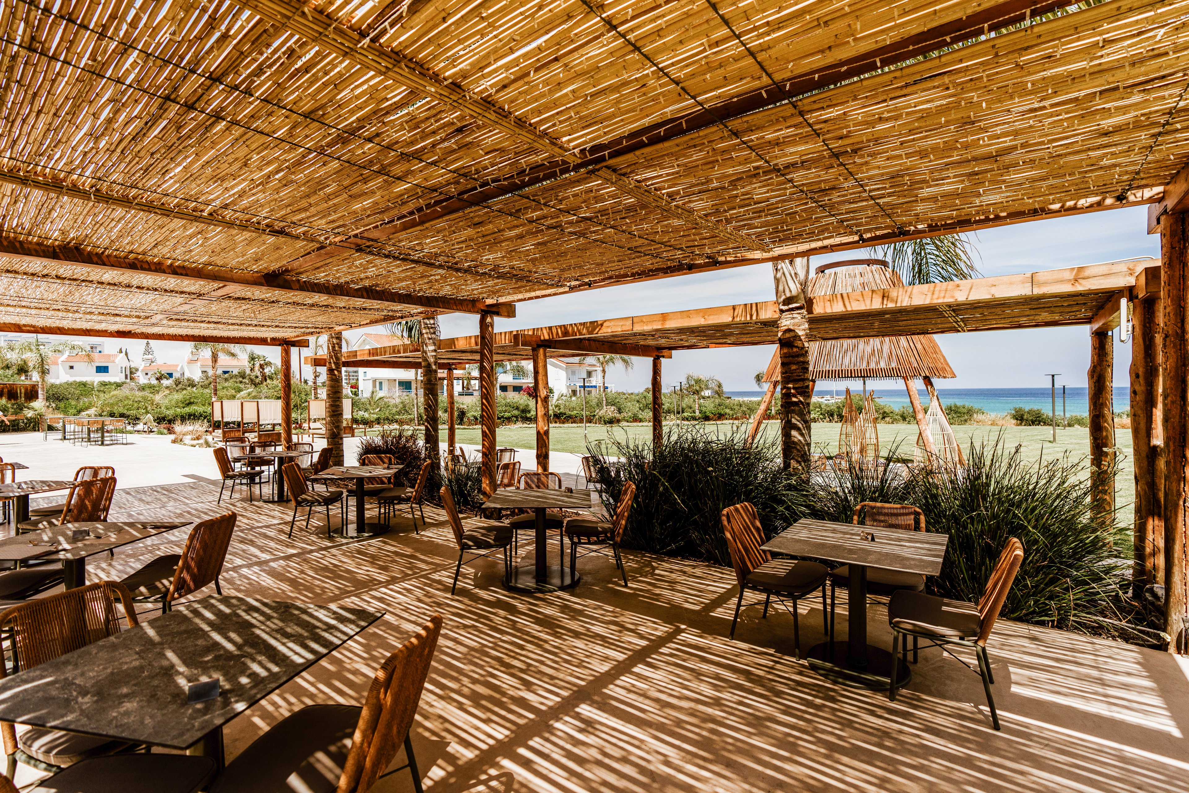 Cavo Zoe Seaside Hotel