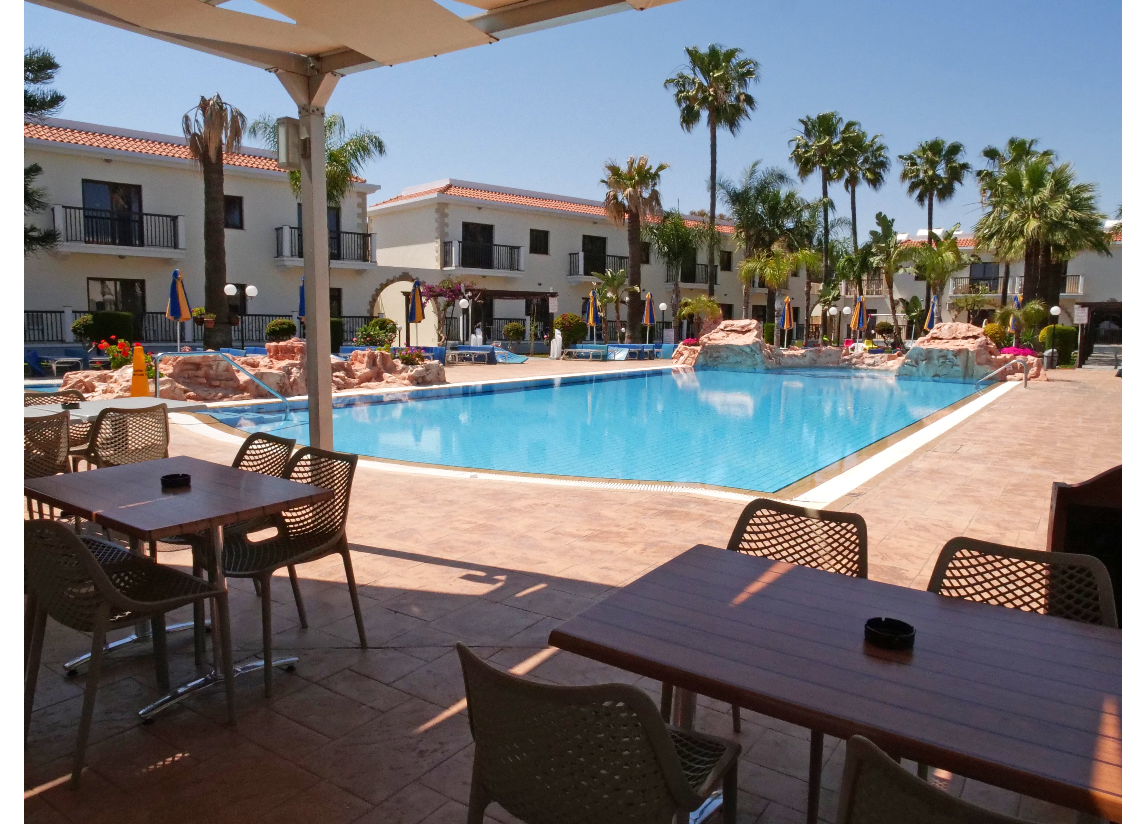 Loutsiana Hotel Apartments