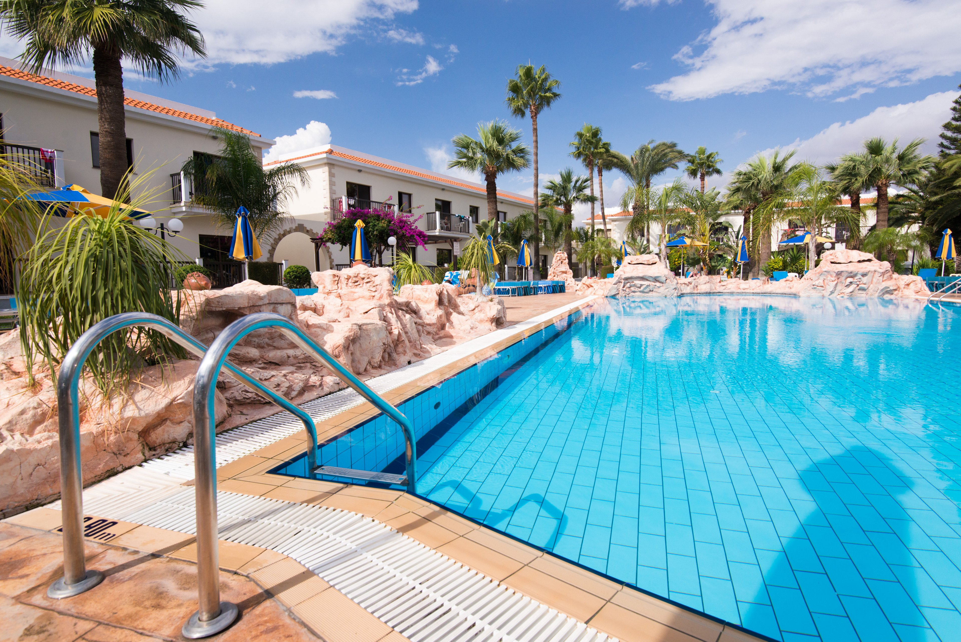 Loutsiana Hotel Apartments