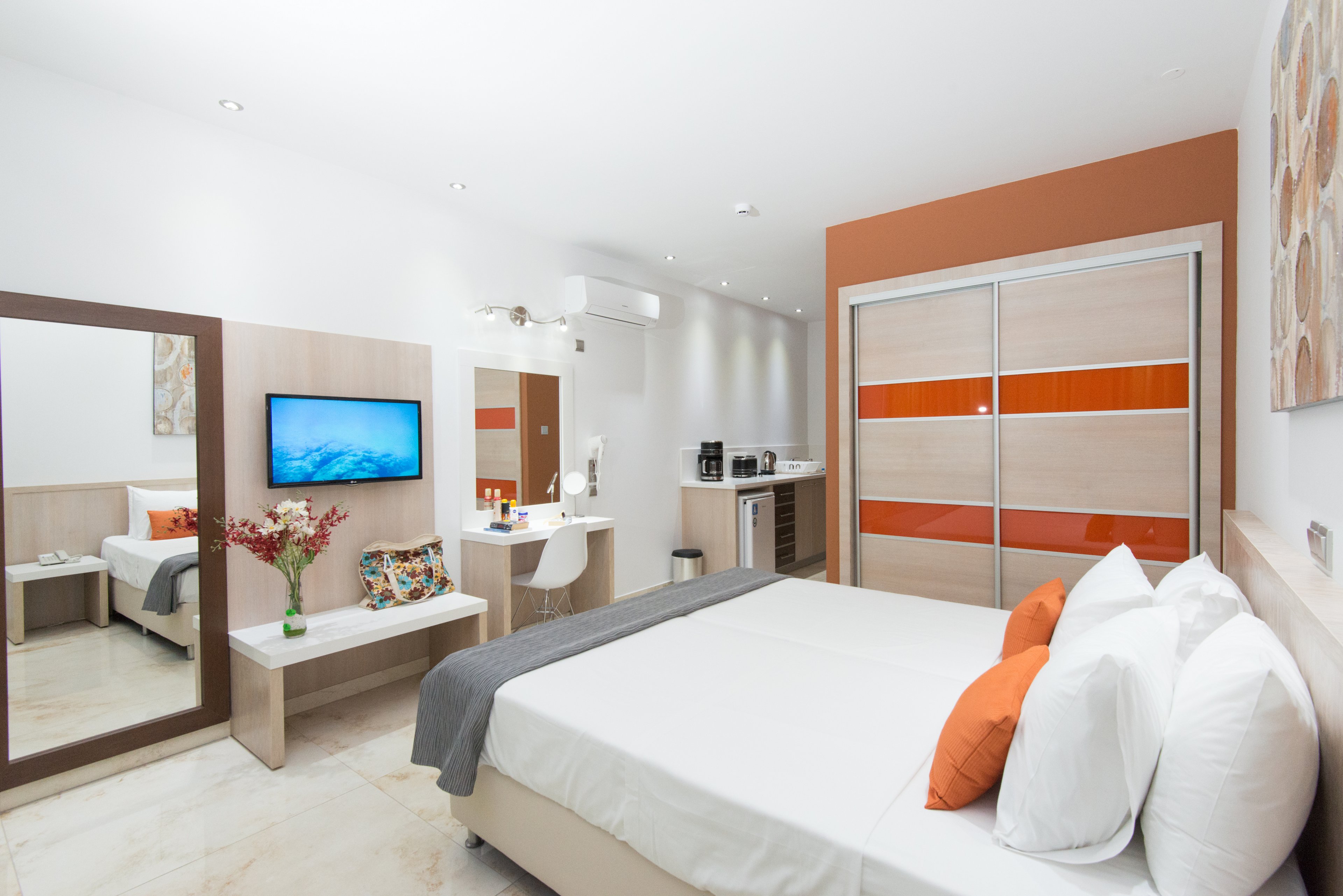 Loutsiana Hotel Apartments