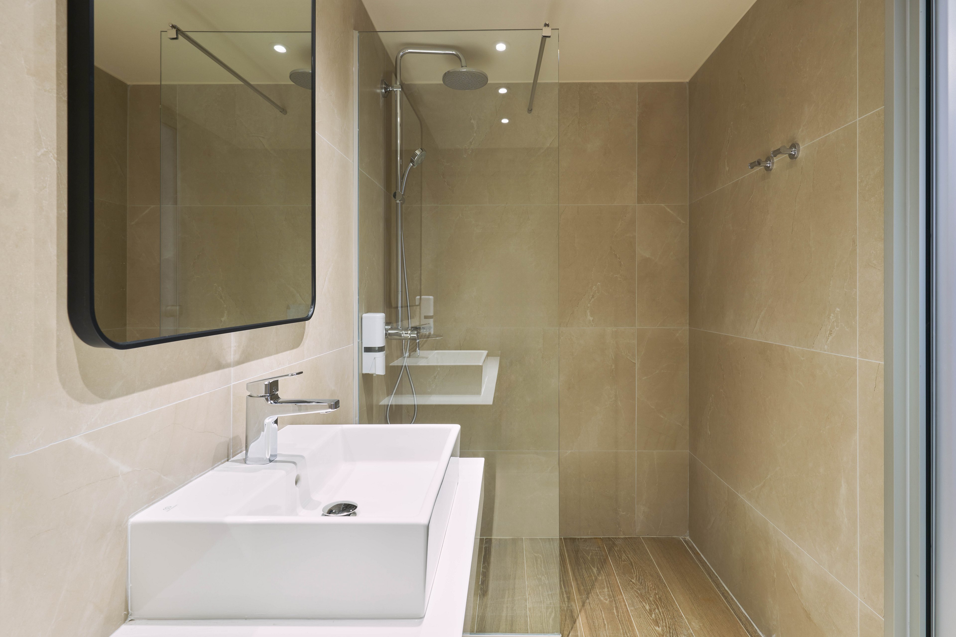 Maris Grand Waterpark Resort