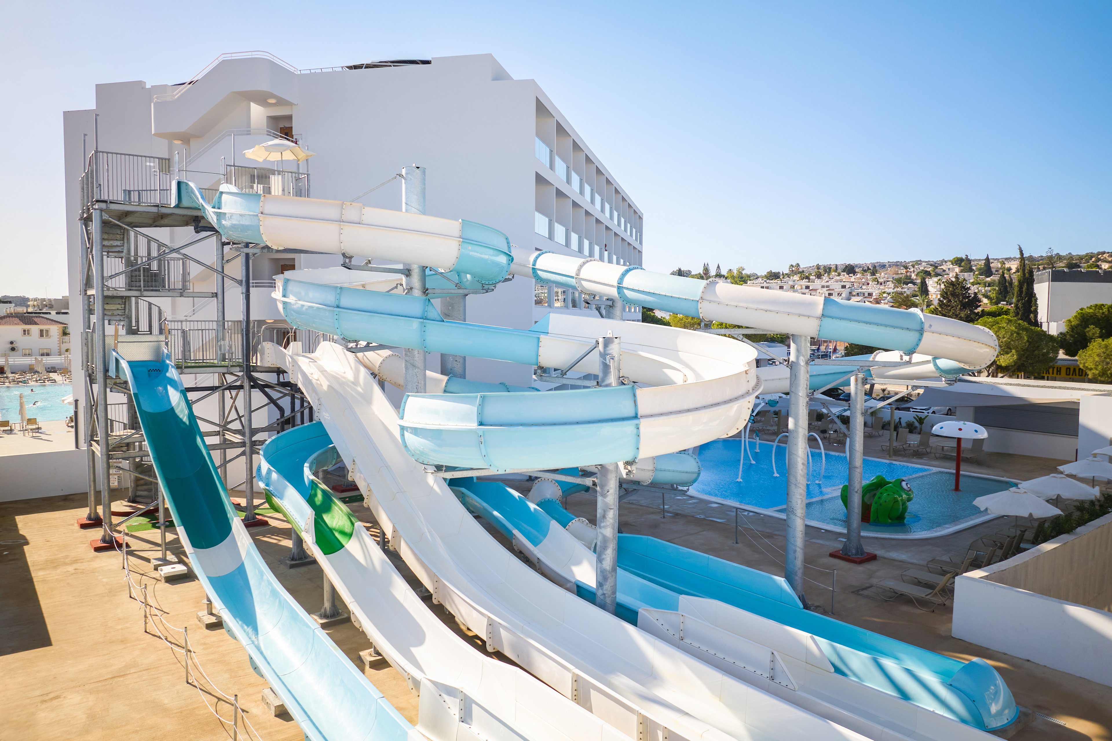 Maris Grand Waterpark Resort