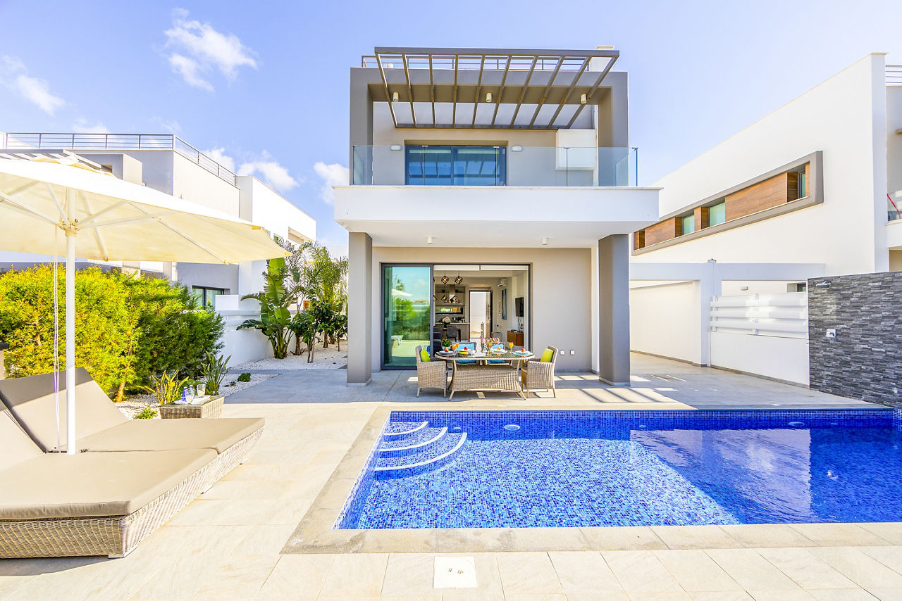 Pernera Blue Villa
