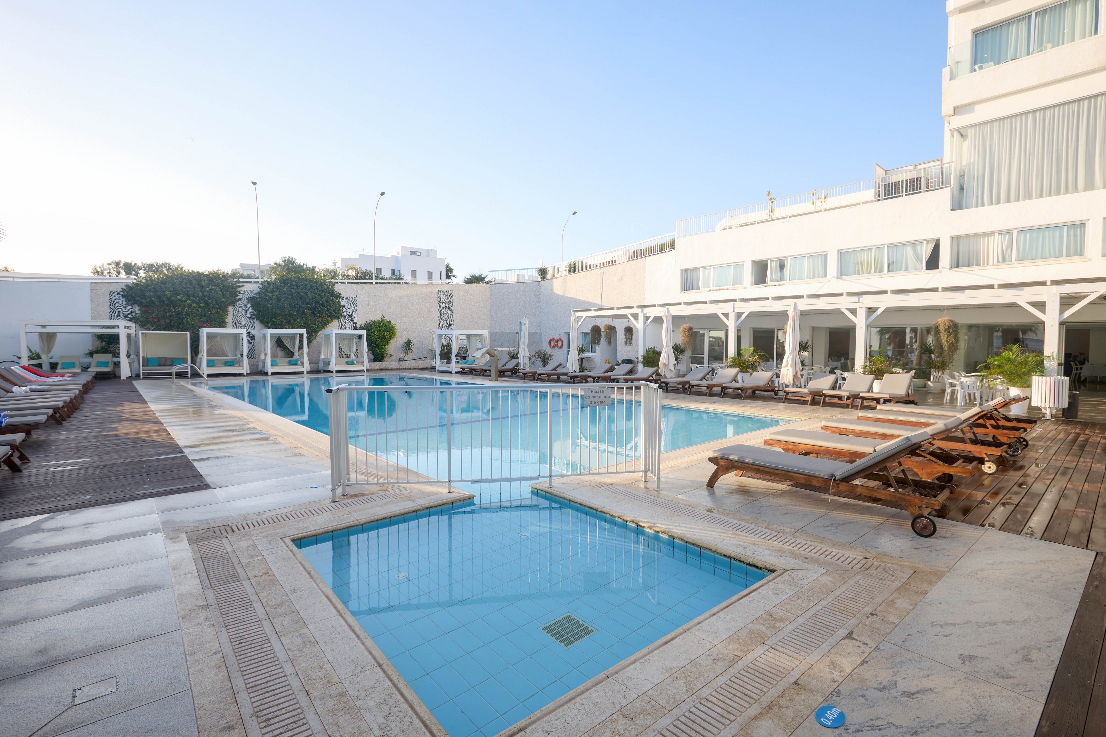 Silver Sands Beach Hotel