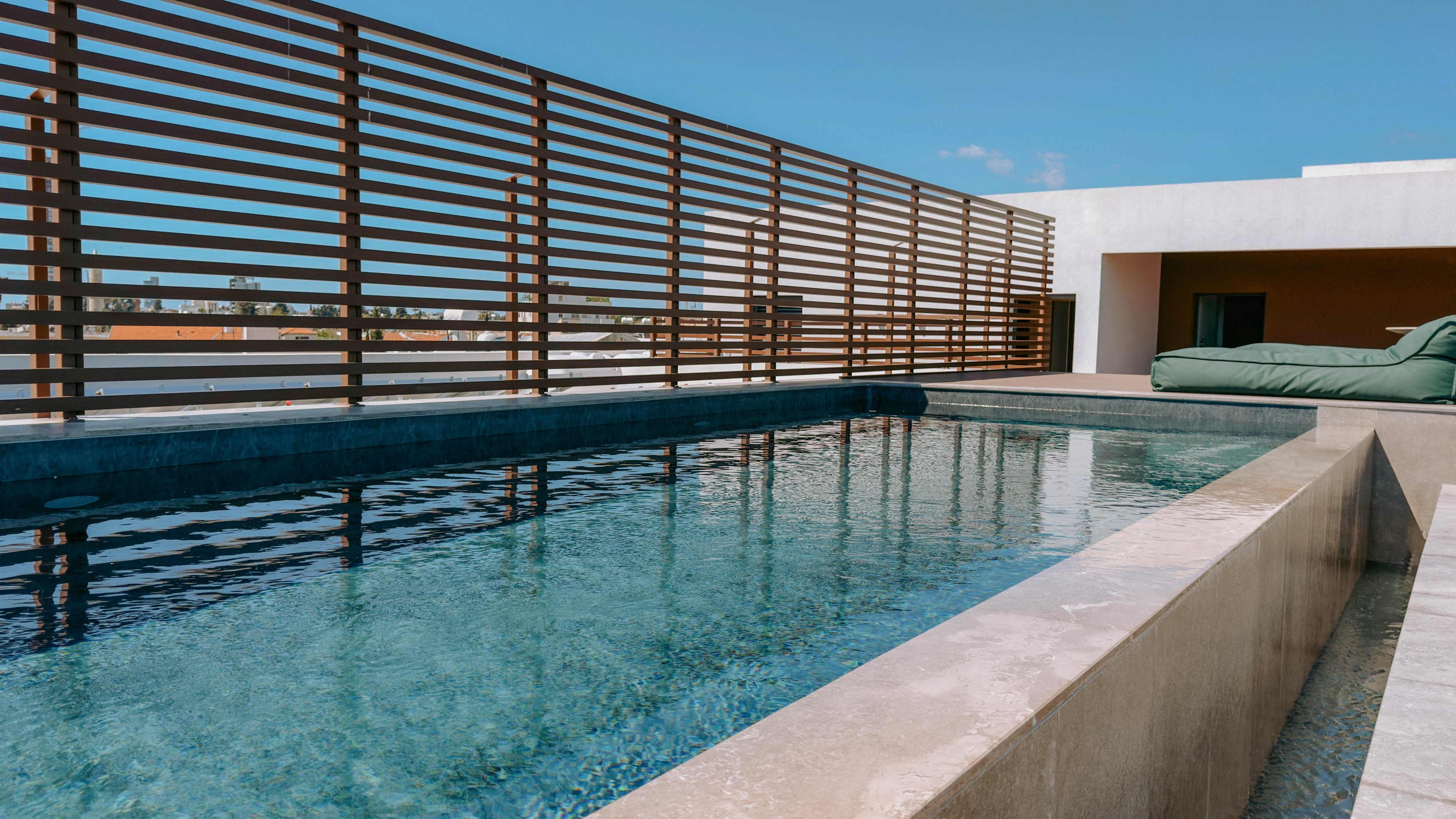 Alinea Lano Old Town Center.