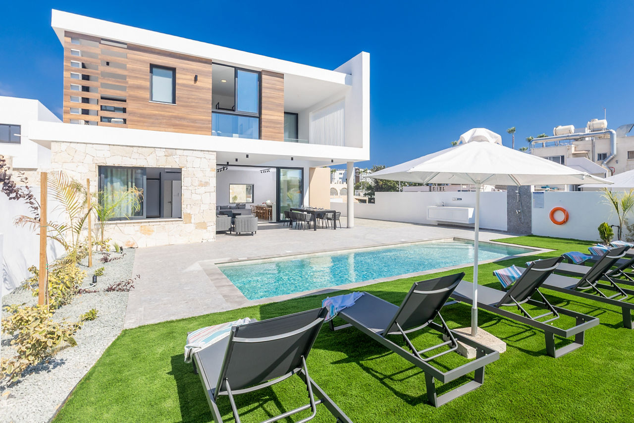 Villa Ayia Napa Orea 1