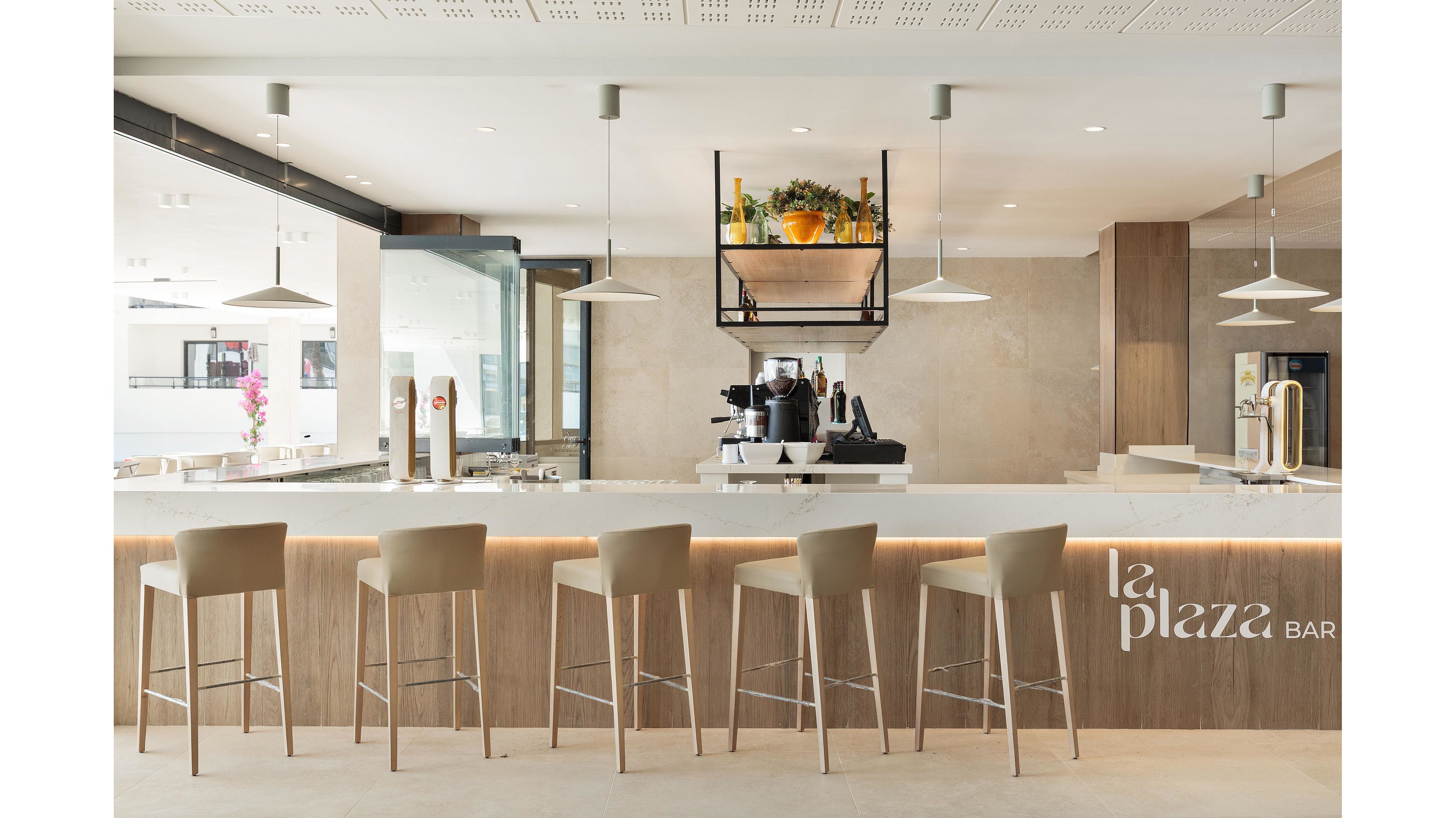 Best Oasis Tropical Hotel