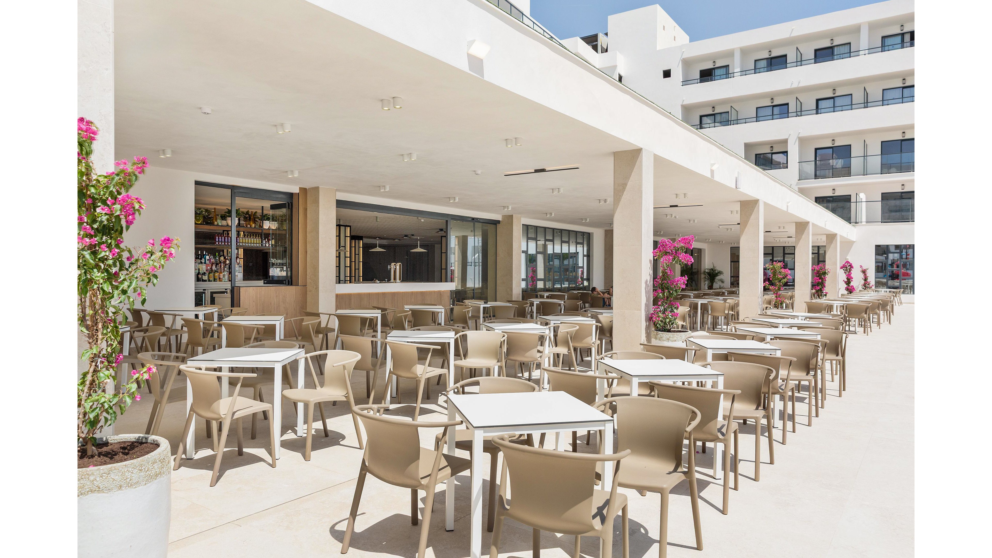 Best Oasis Tropical Hotel