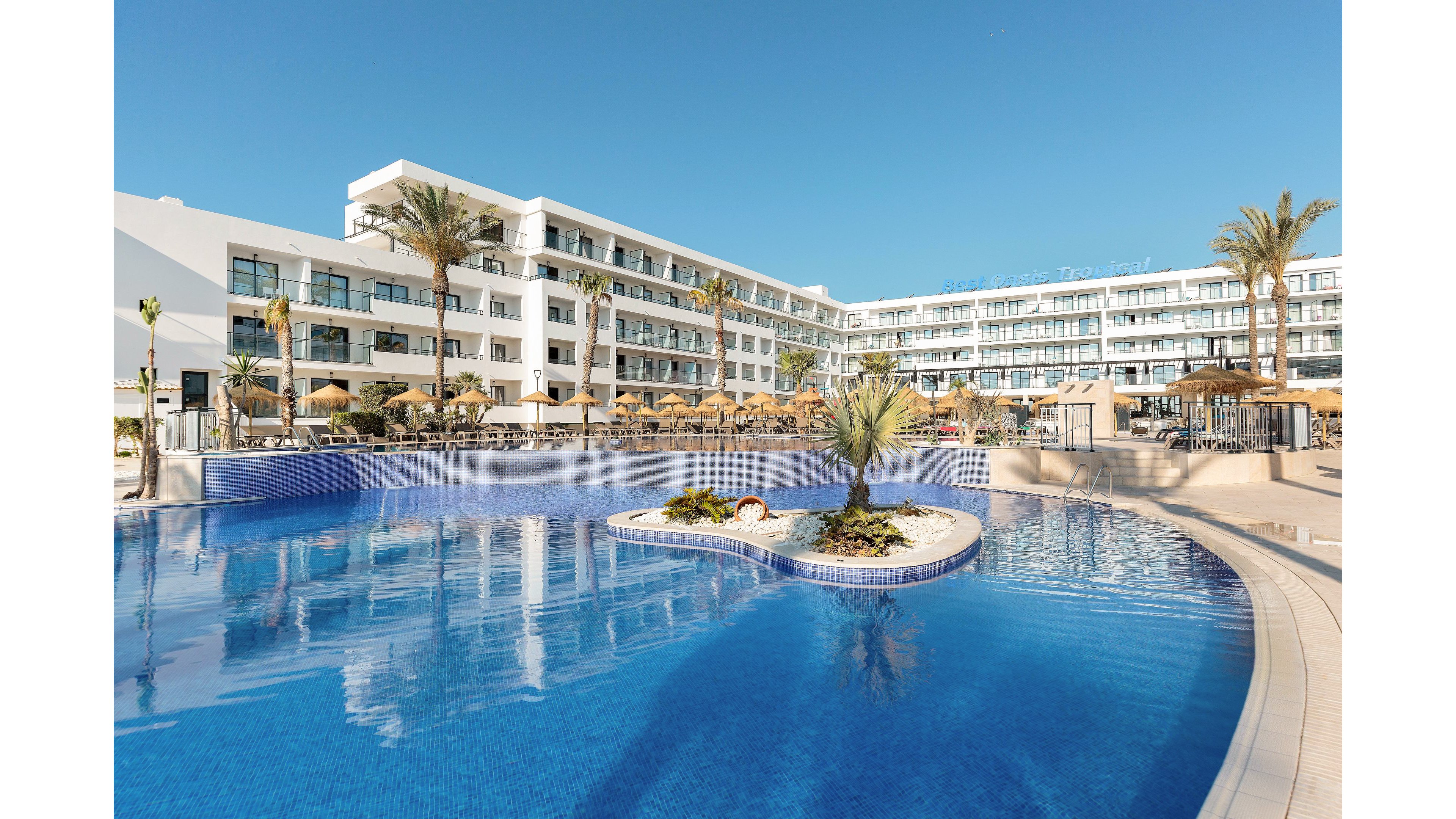 Best Oasis Tropical Hotel