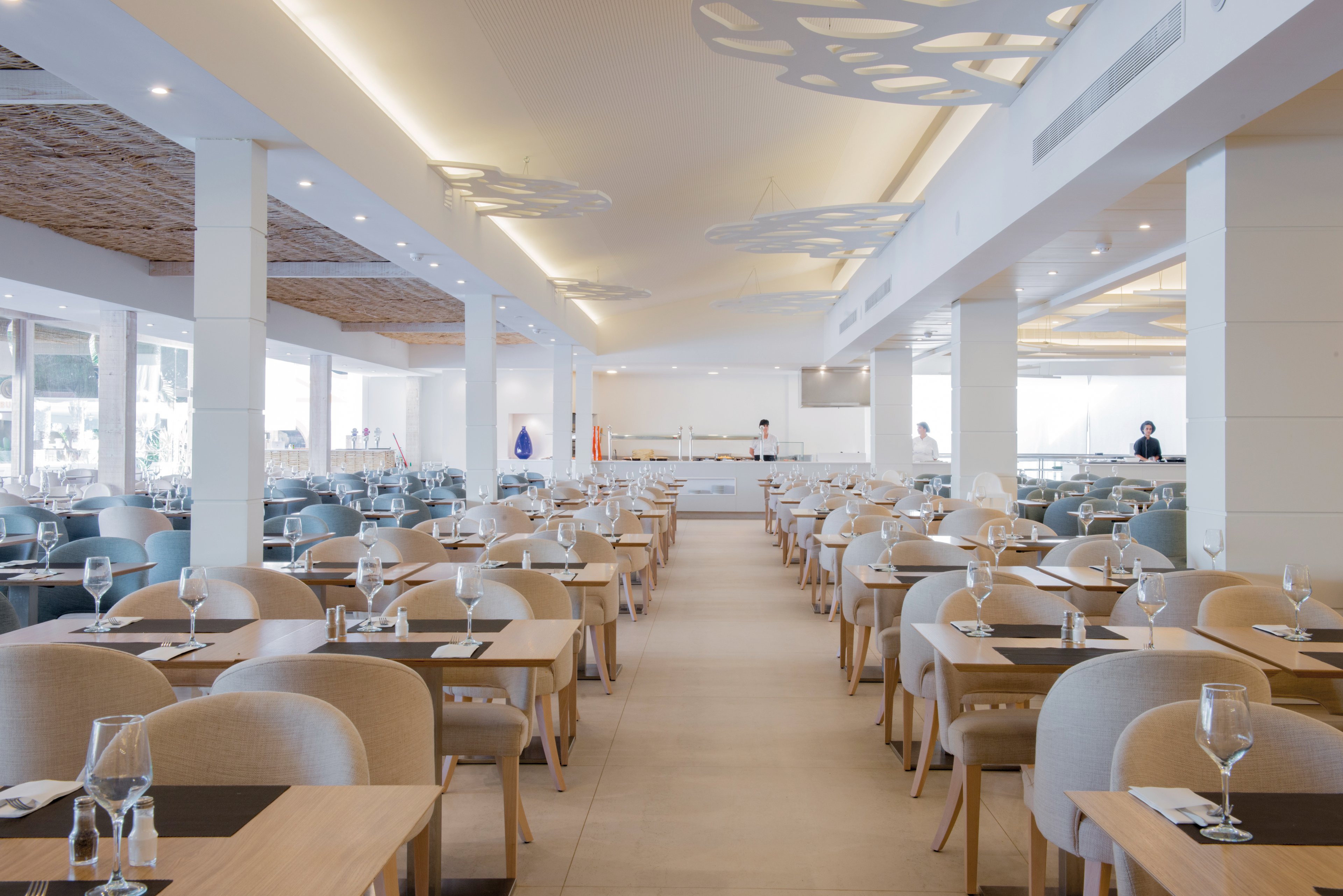 Mediterraneo Bay Hotel Spa & Resort