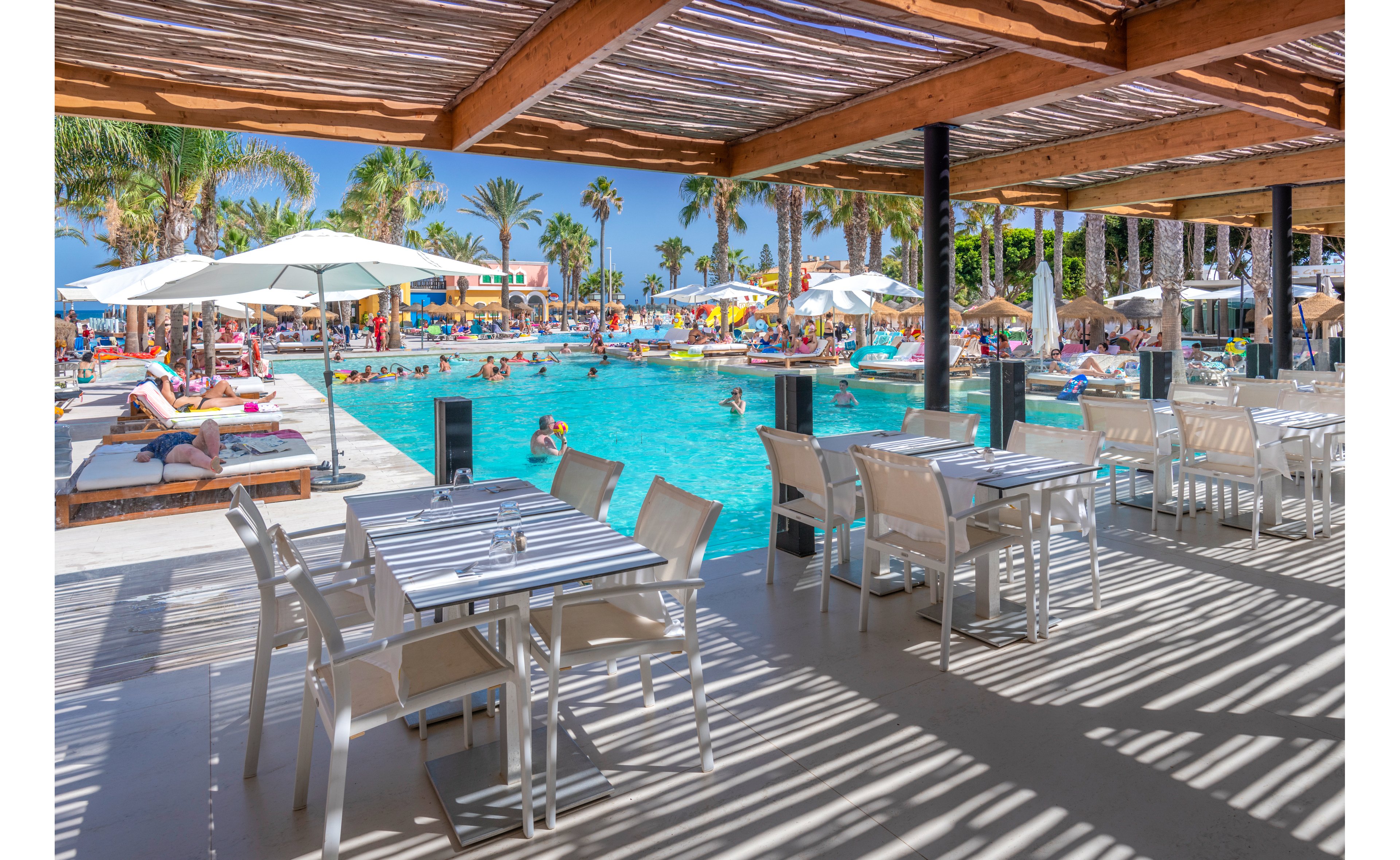 Mediterraneo Bay Hotel Spa & Resort