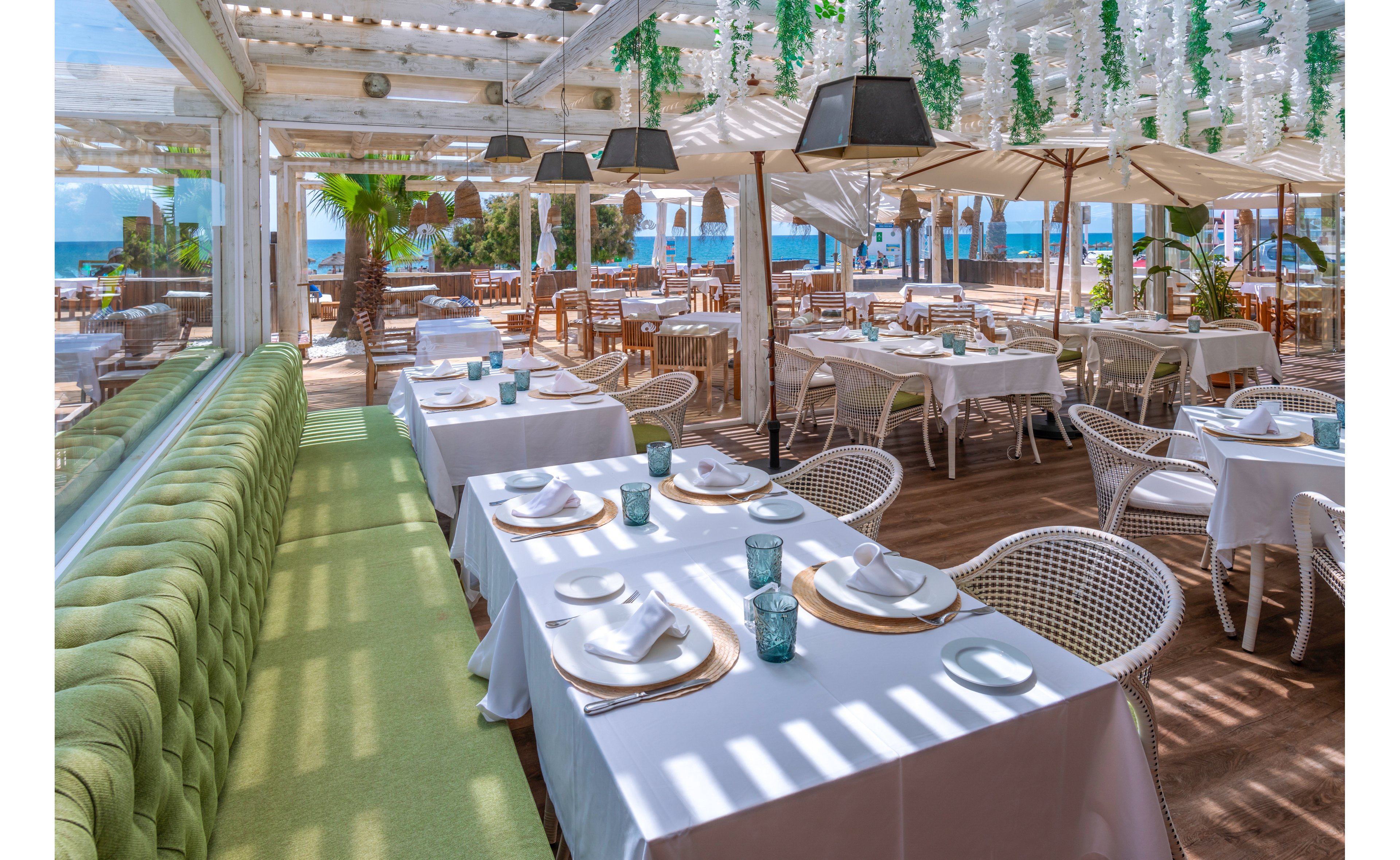 Mediterraneo Bay Hotel Spa & Resort