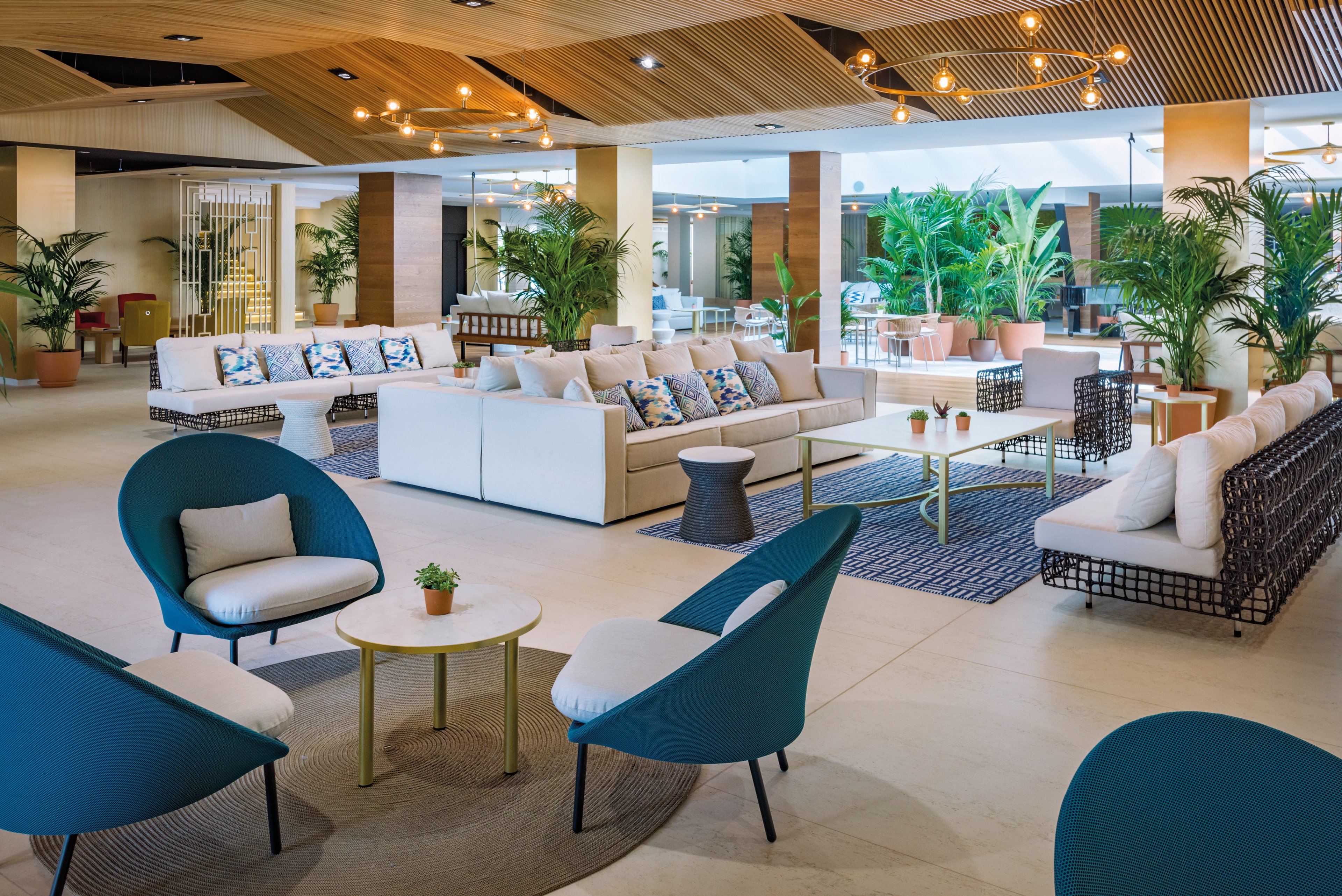 Mediterraneo Bay Hotel Spa & Resort