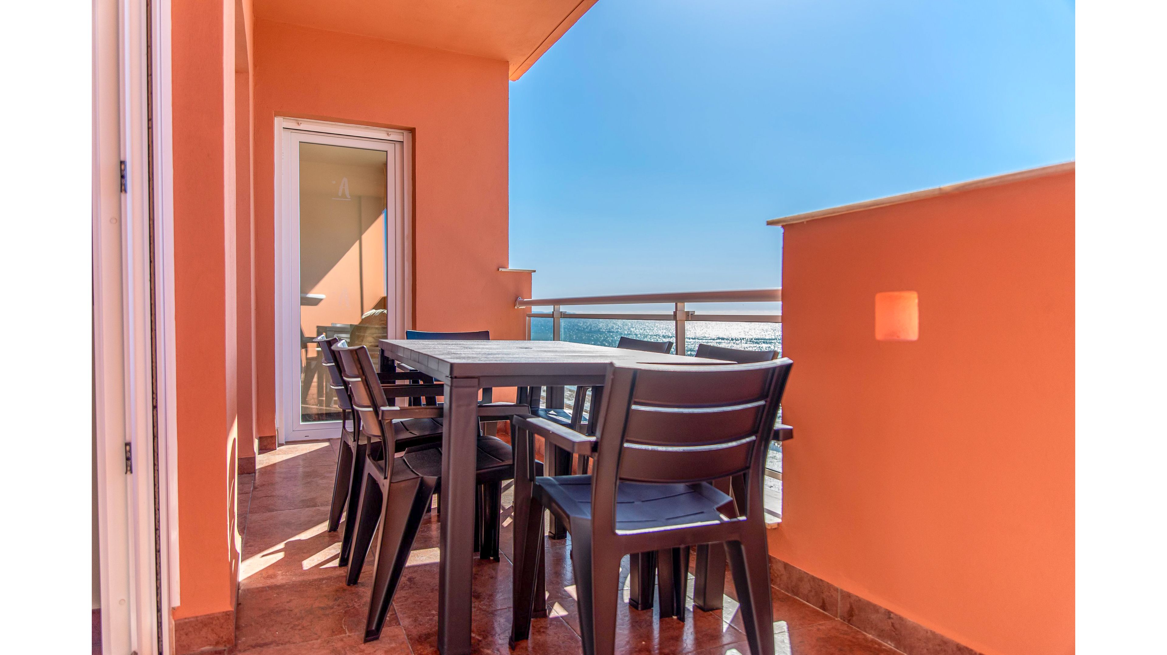 ALEGRIA Colonial Mar