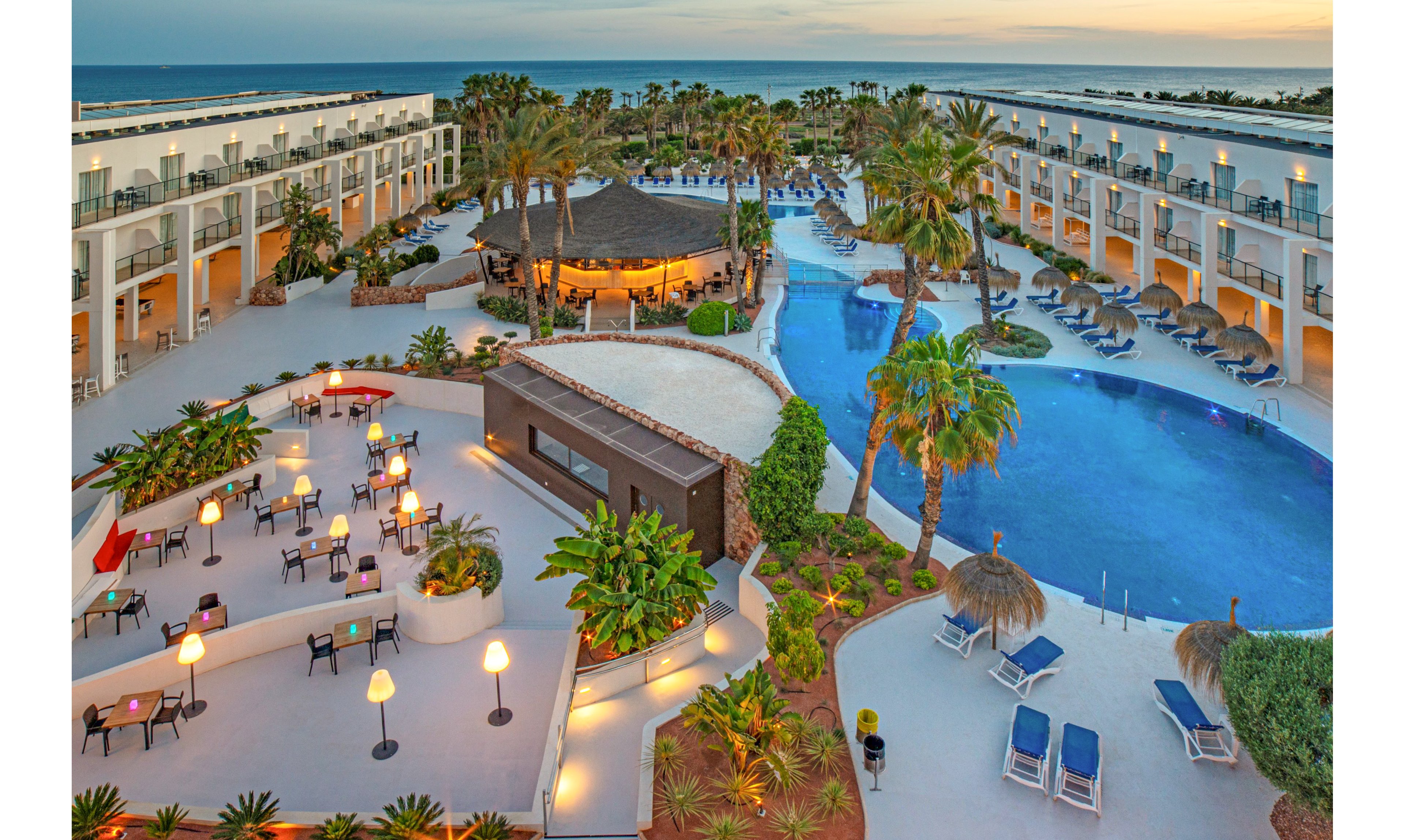 Cabogata Jardin & Spa