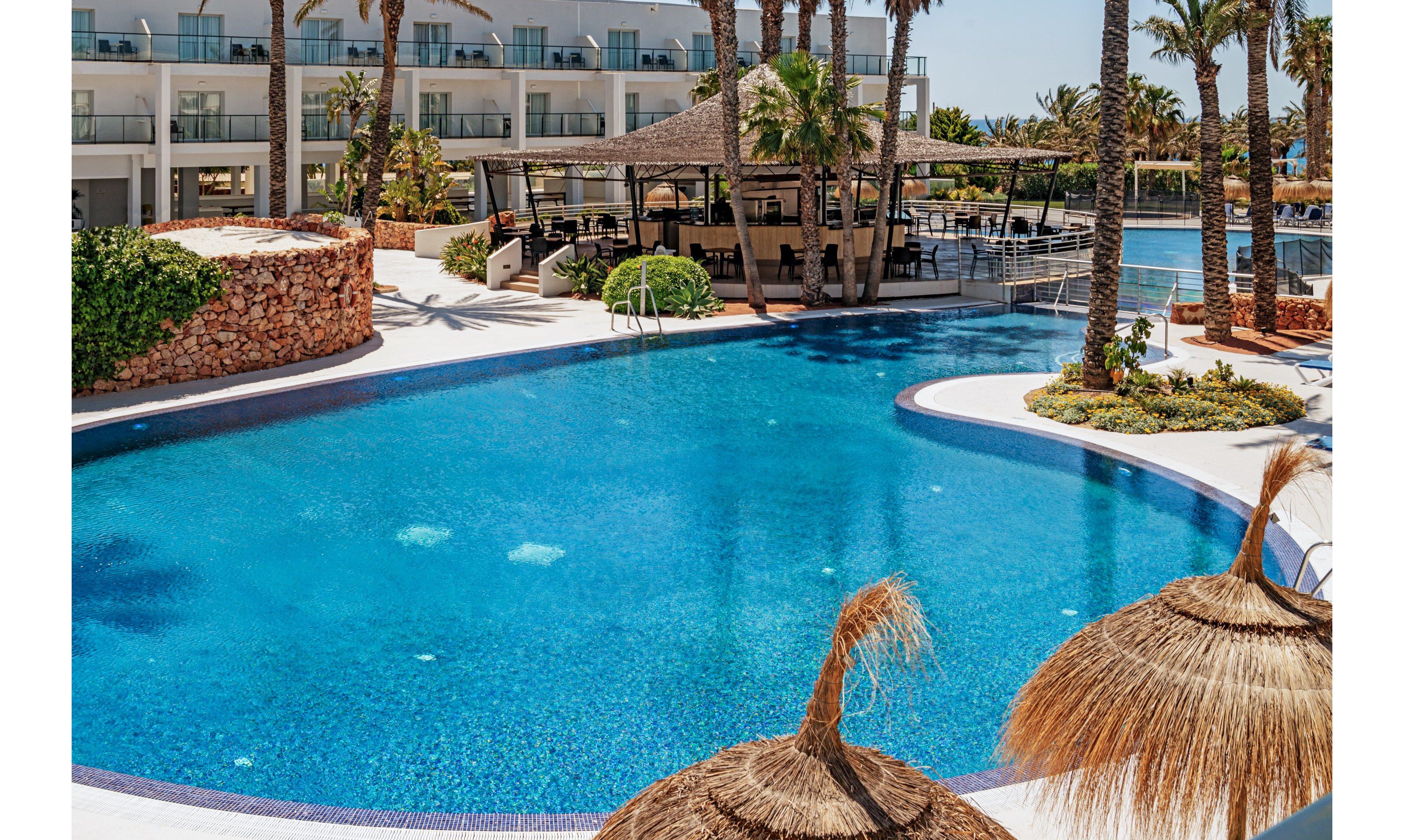 Cabogata Jardin & Spa