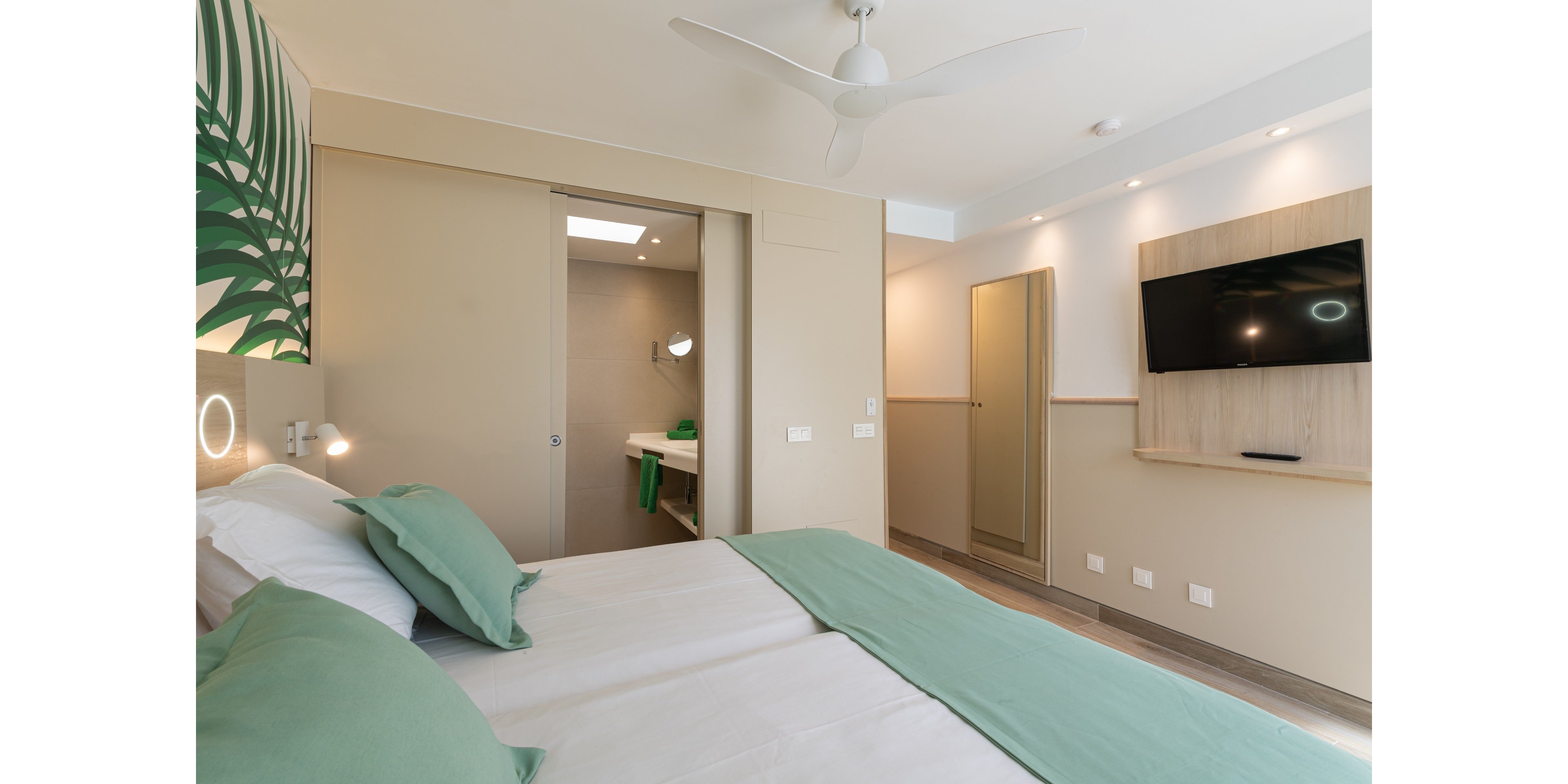 Cordial Green Golf Bungalows