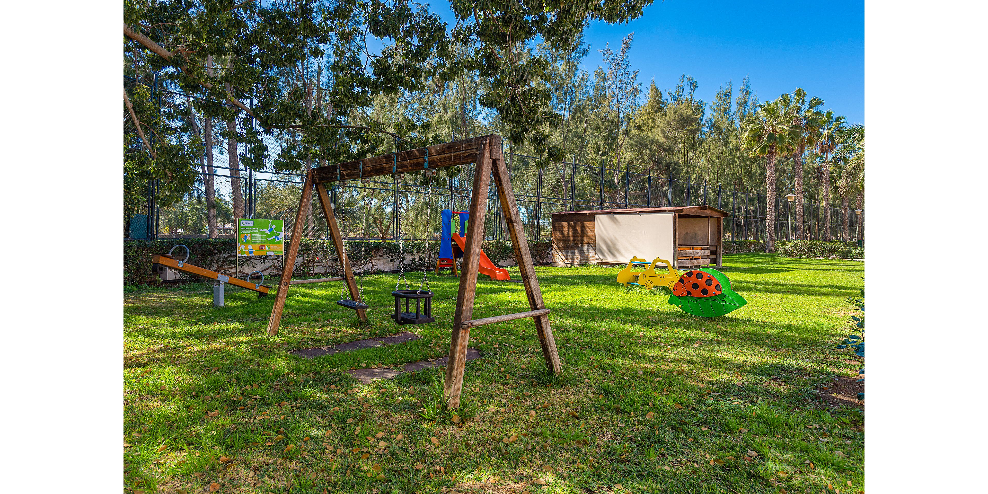 Cordial Green Golf Bungalows