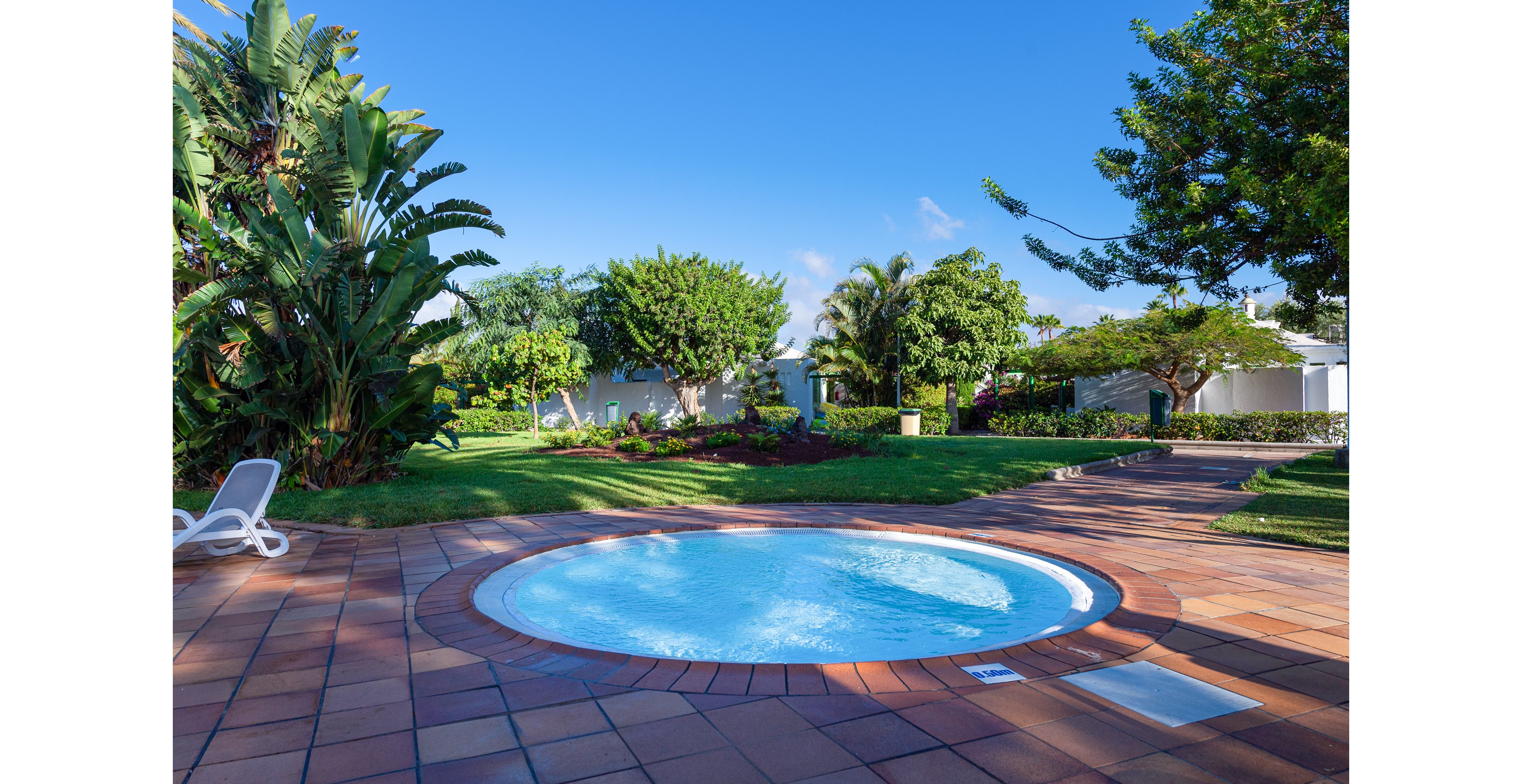 Cordial Sandy Golf Bungalows