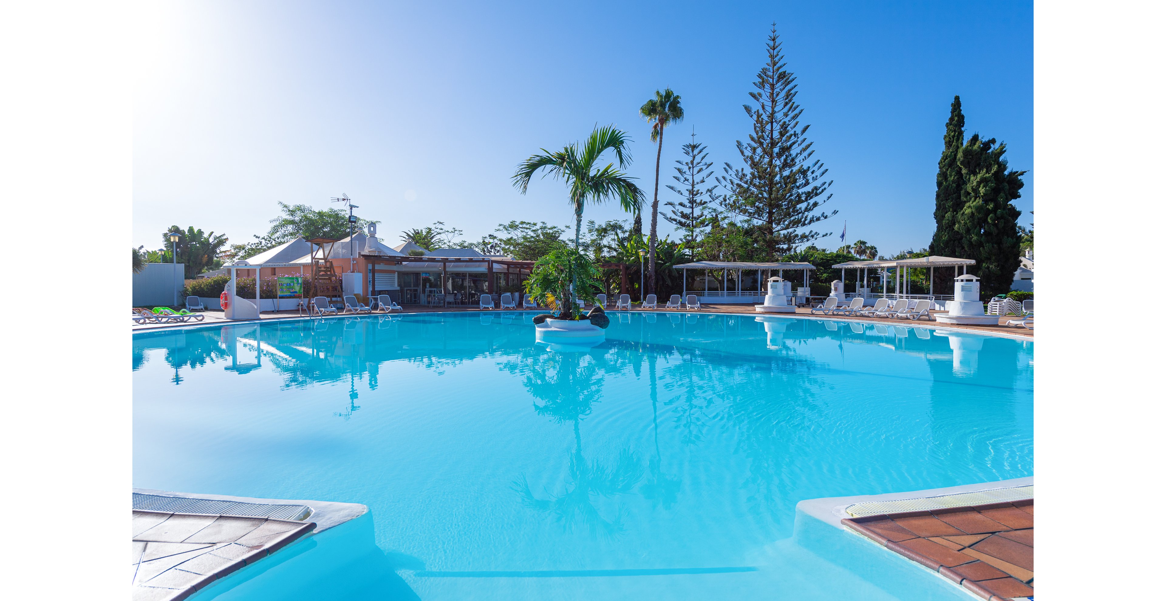 Cordial Sandy Golf Bungalows