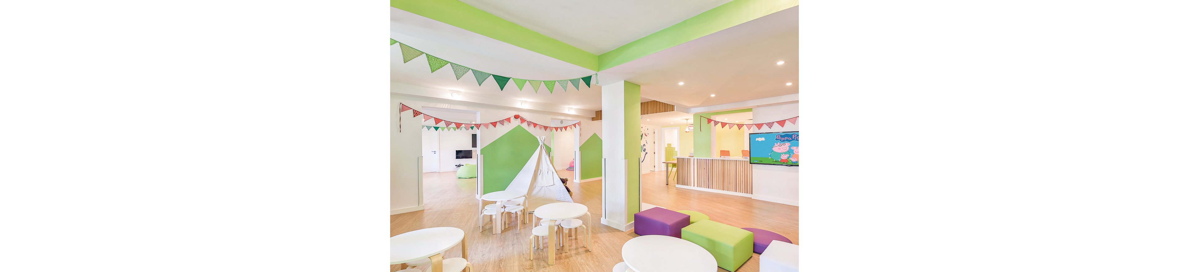 LIVVO Club Koala Garden